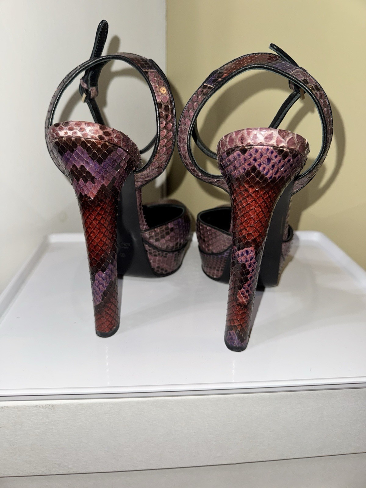 Gucci Python Leather Platform Ankle Strap Closed Toe Heel US 10