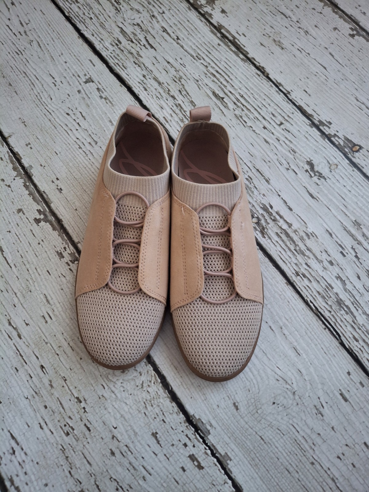 ED Ellen DeGeneres Love Beige Suede Slip-On Comfort Shoes Women’s 7M Flat Casual