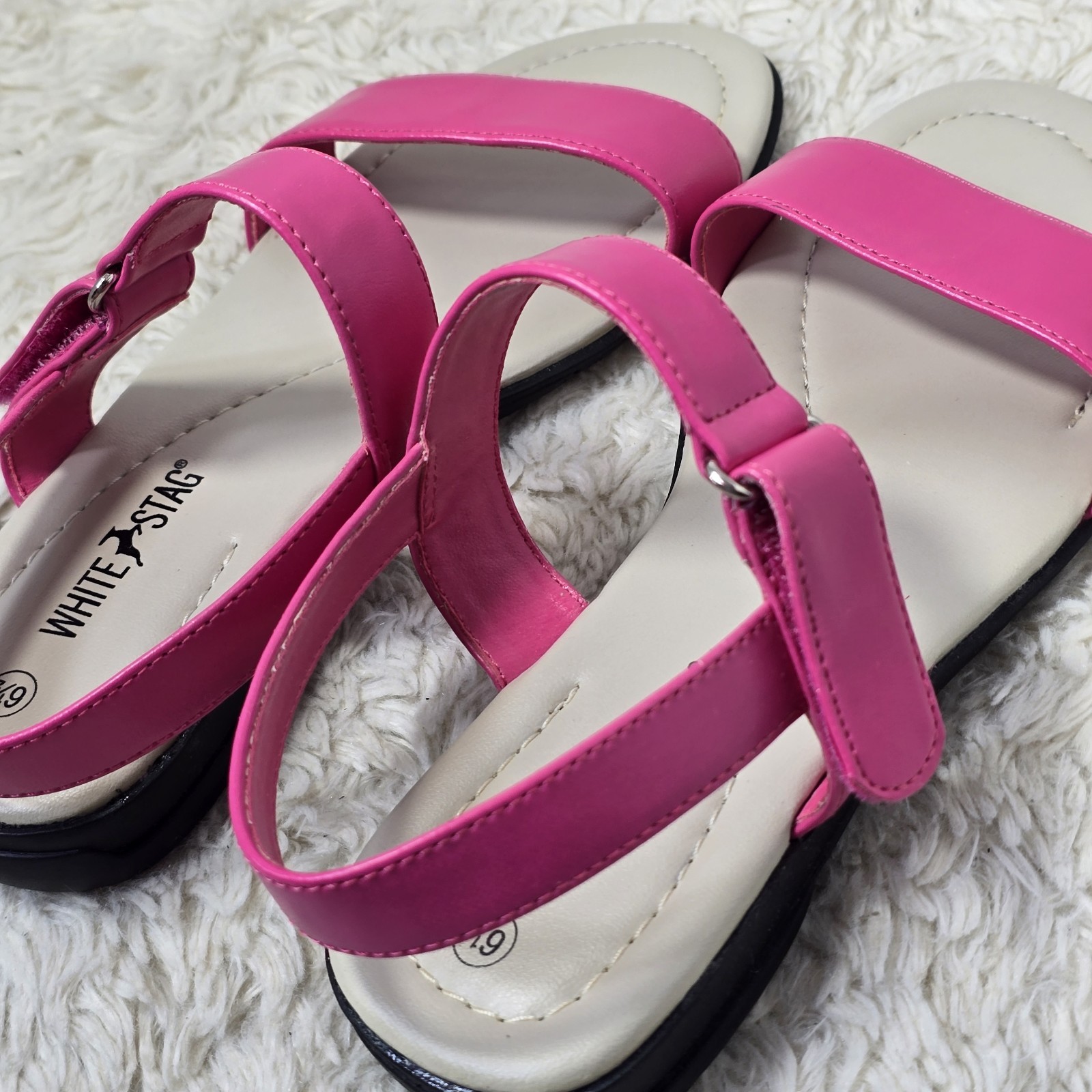 White Stag Sheila Sandals Lot Slides Flats Women’s 6.5 & 7 Pink Red Faux Leather