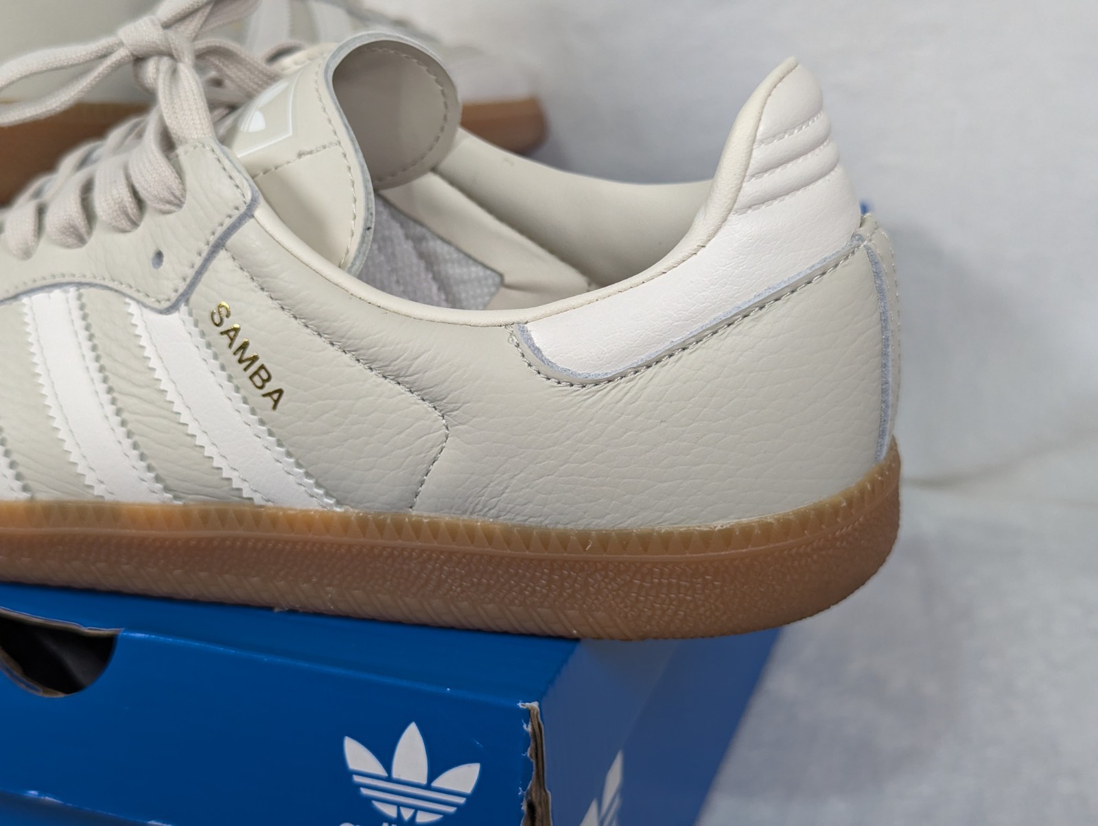 🔥 Sz 10.5 – Adidas Samba OG Beige Aluminum Gum Sole Sneakers IE7013 Women’s