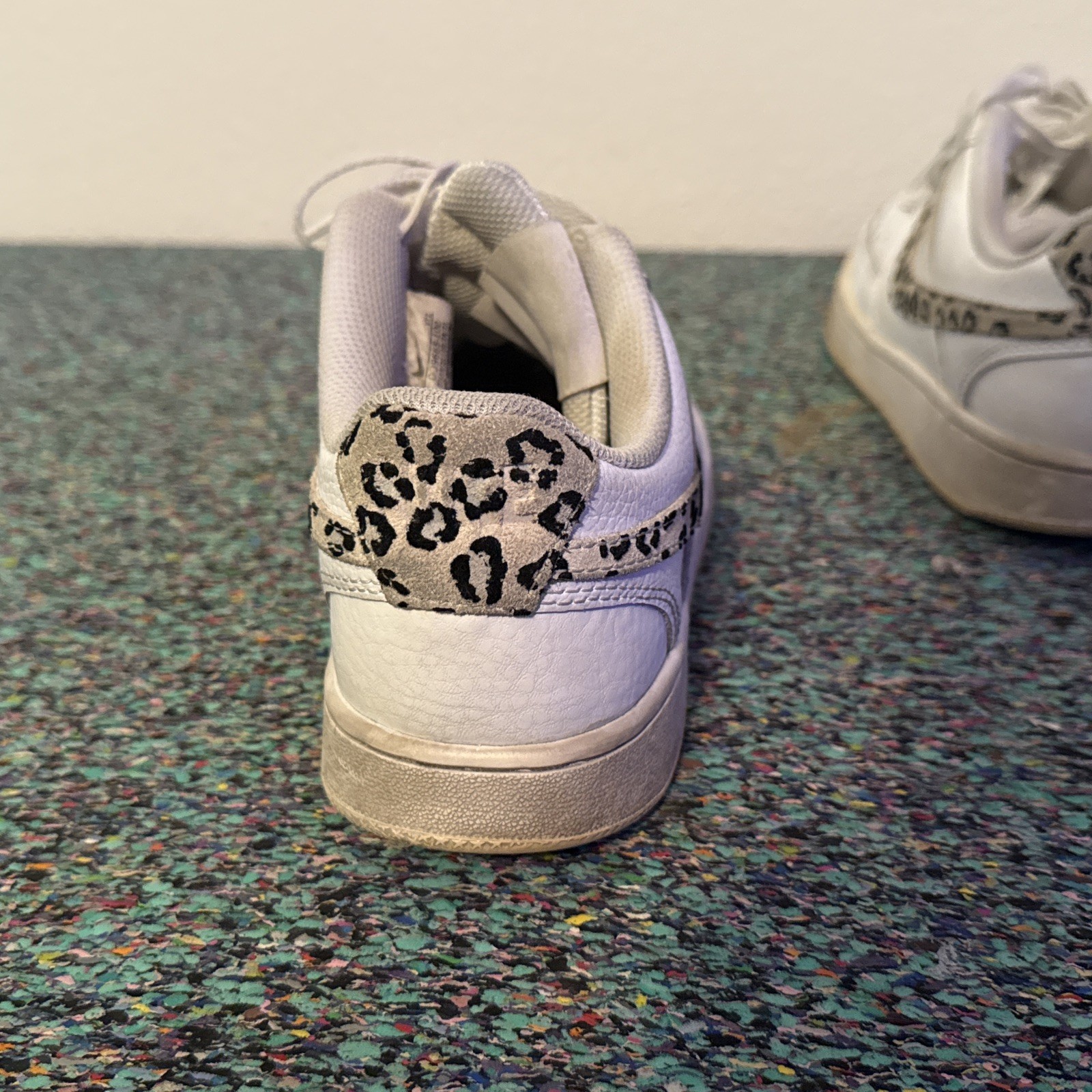 Nike Court Vision Low Top Lace-Up Sneakers WhiteBlack Leopard Swoosh women SZ7.5