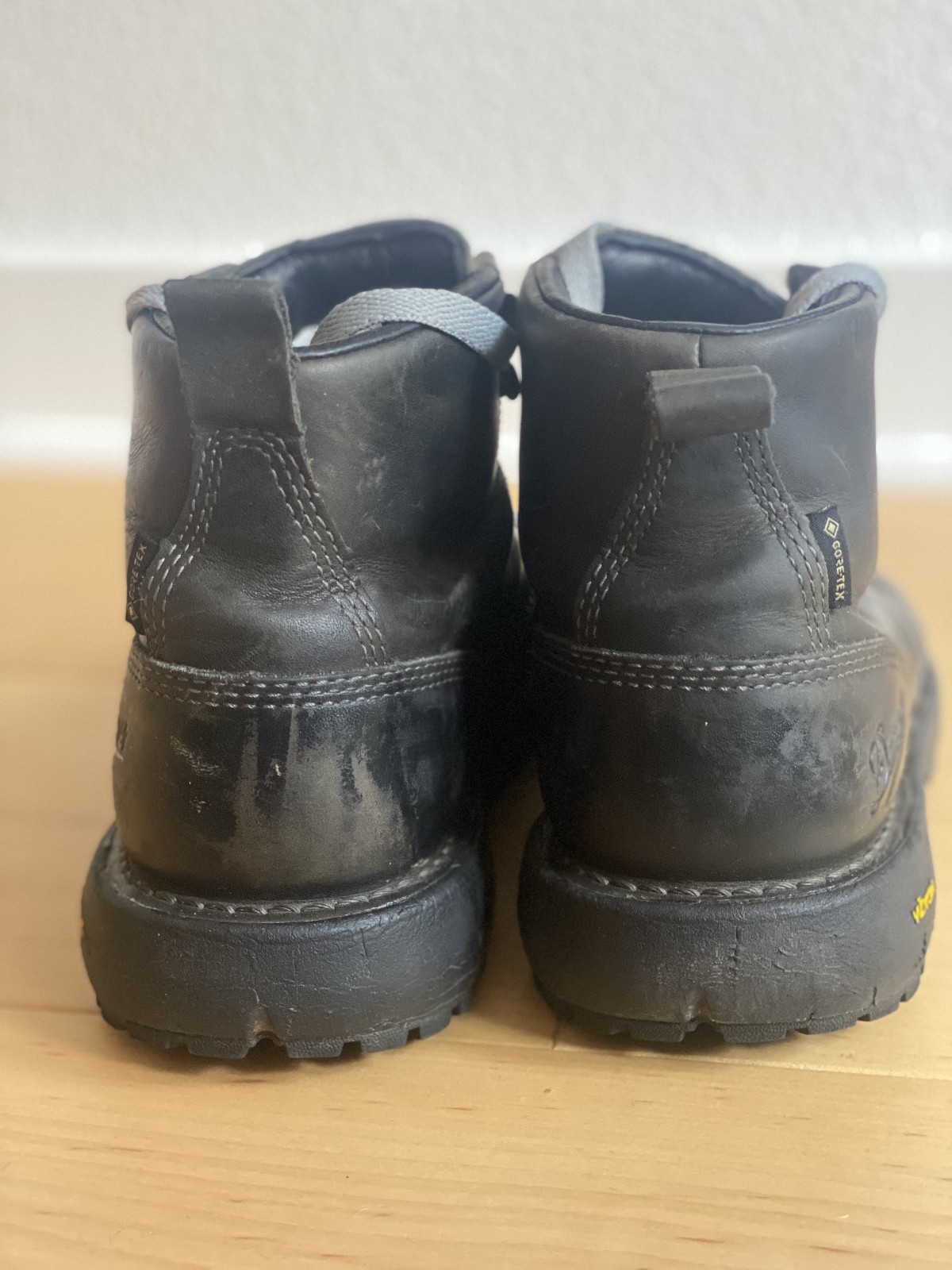 Danner Logger 917 GTX Charcoal Grey Leather Waterproof Hiking Boots Women’s 8