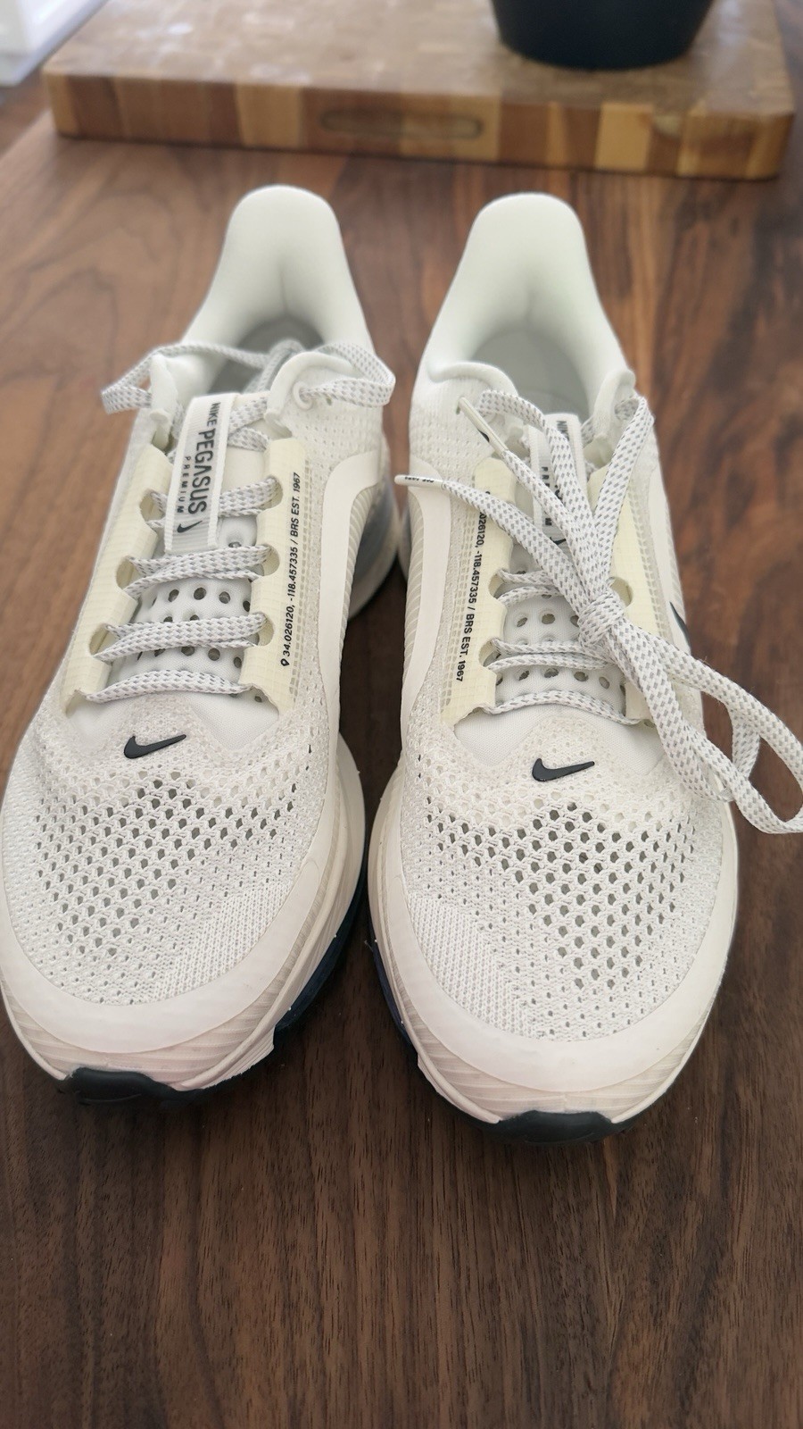 Nike Pegasus Premium Sail Off Noir Women’s Size 9 HQ2593-106