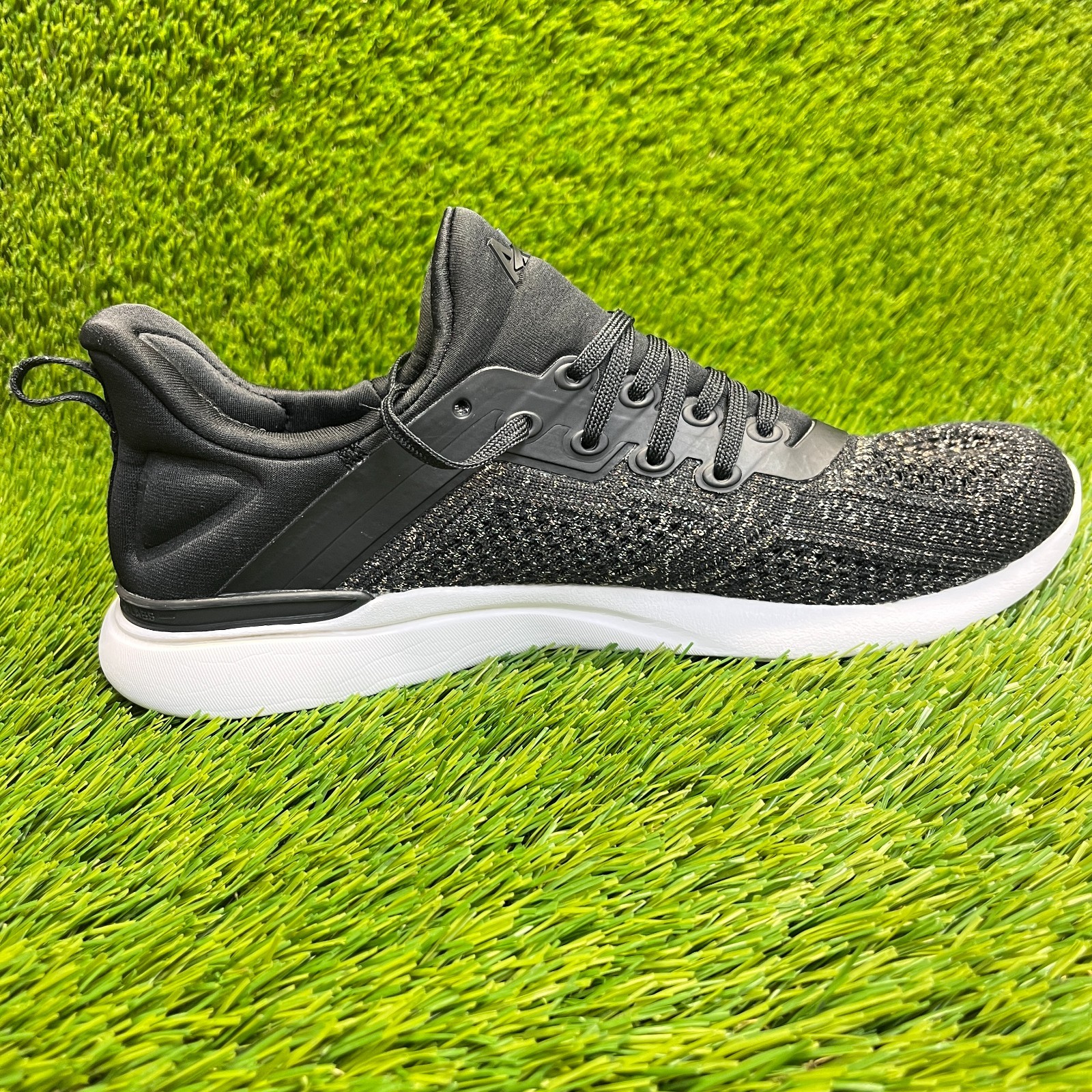 APL TechLoom Tracer Womens Size 8.5 Black White Athletic Running Shoes Sneakers