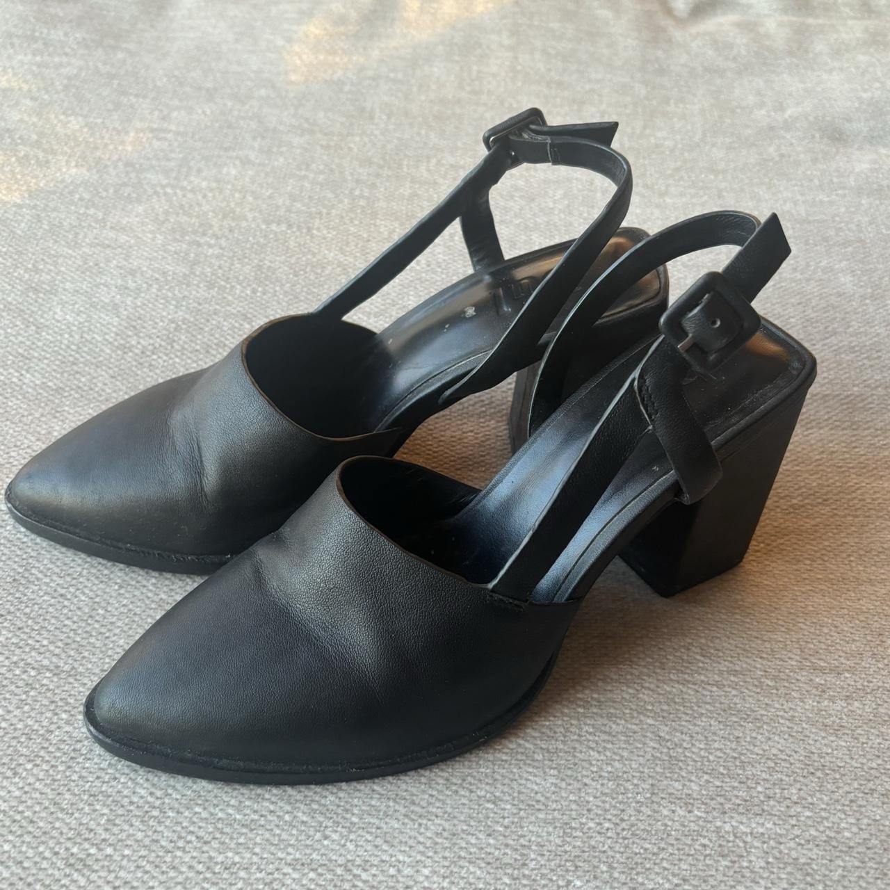 b.u.i Black Slingback Pointed Toe Ankle Strap Block Heel Buckle EU 36 AU 6
