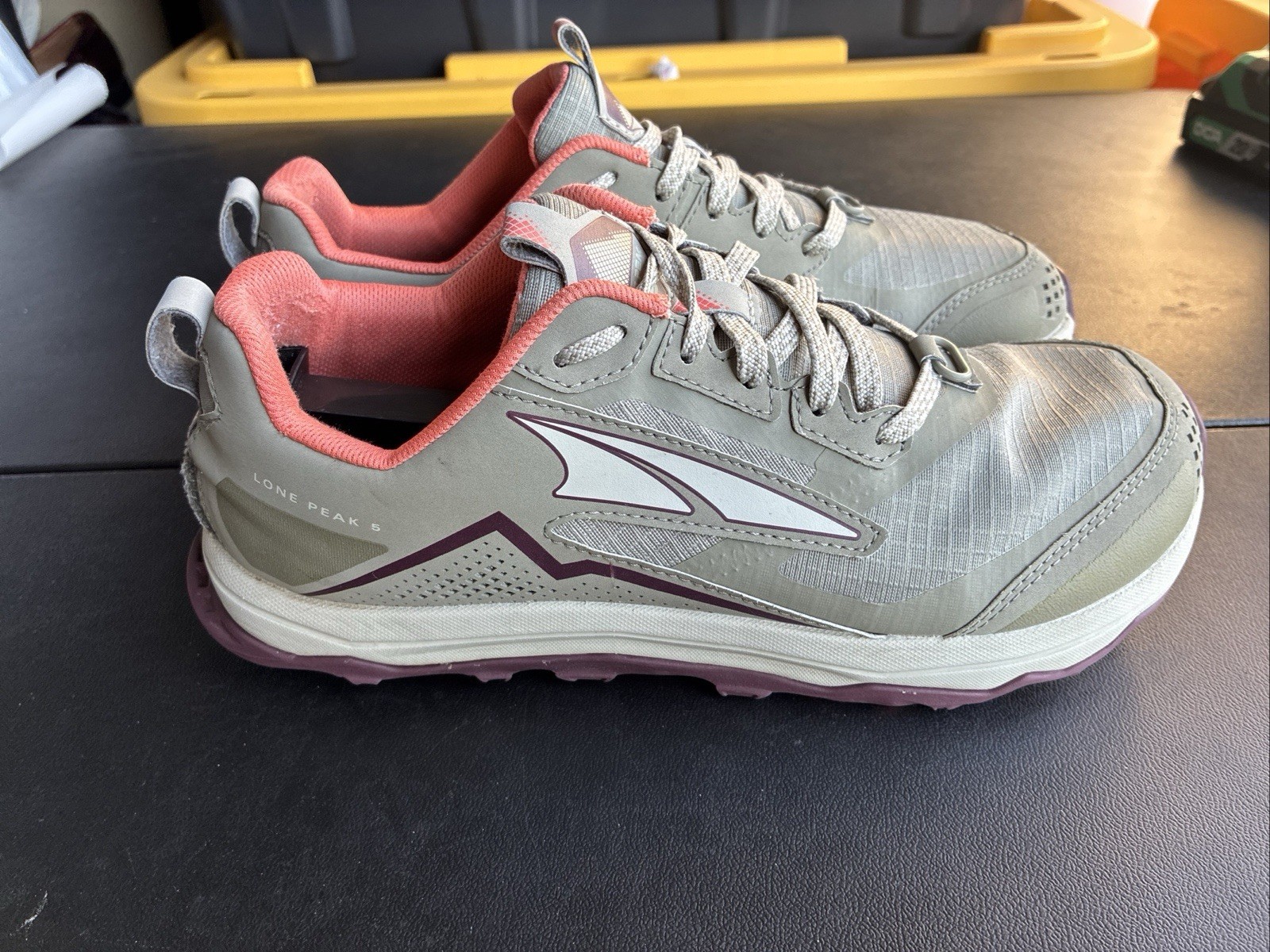 Altra Lone Peak 5 Trail Running Shoes Womens Size 9 40.5 Grey Outdoor Sneaker
