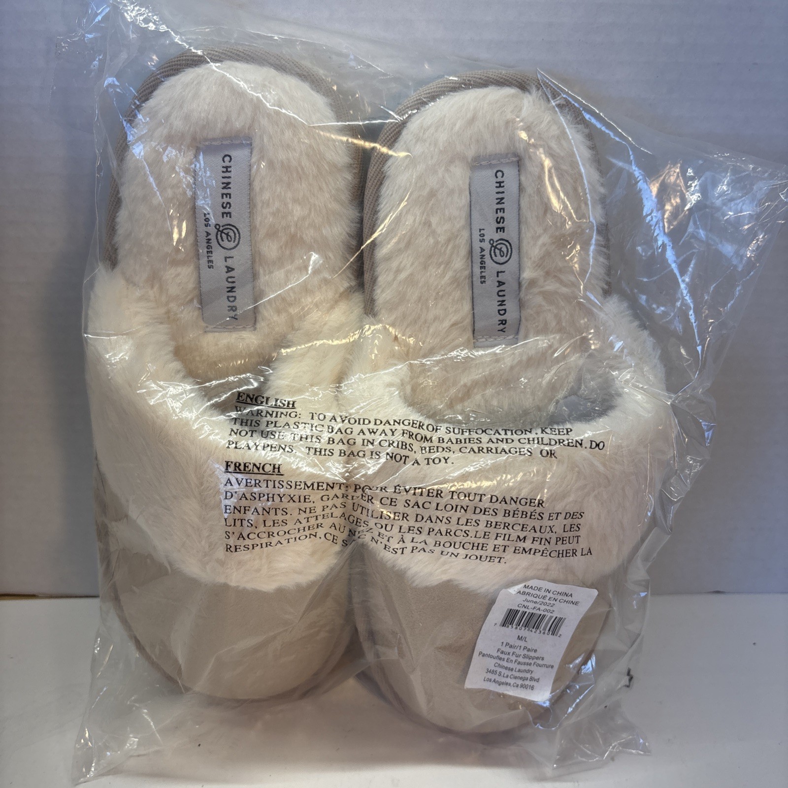 Chinese Laundry Slippers Size M/L
