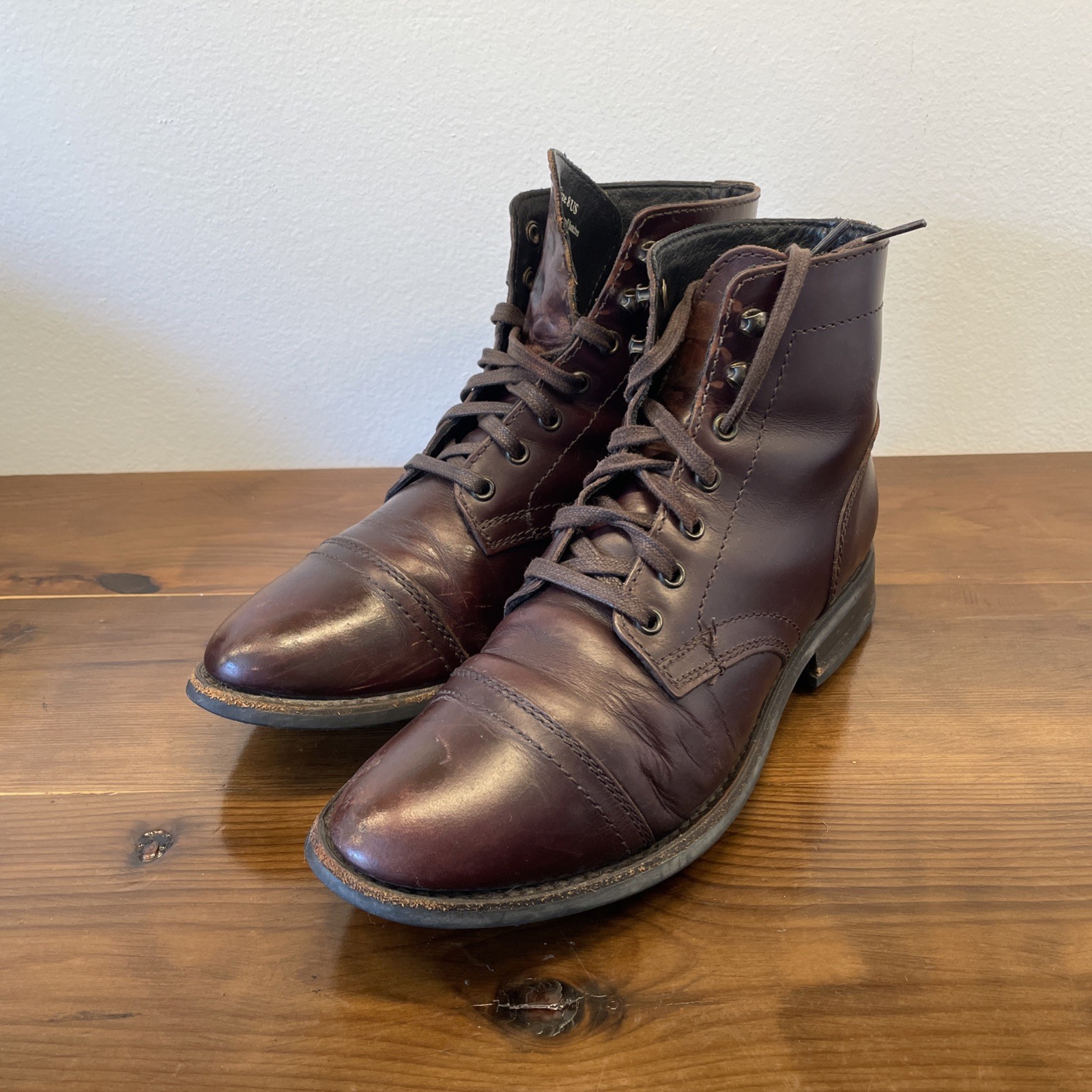 Thursday Captain Leather Boots Women 8 Brandy Ankle Cap Toe Preppy Rugged Office