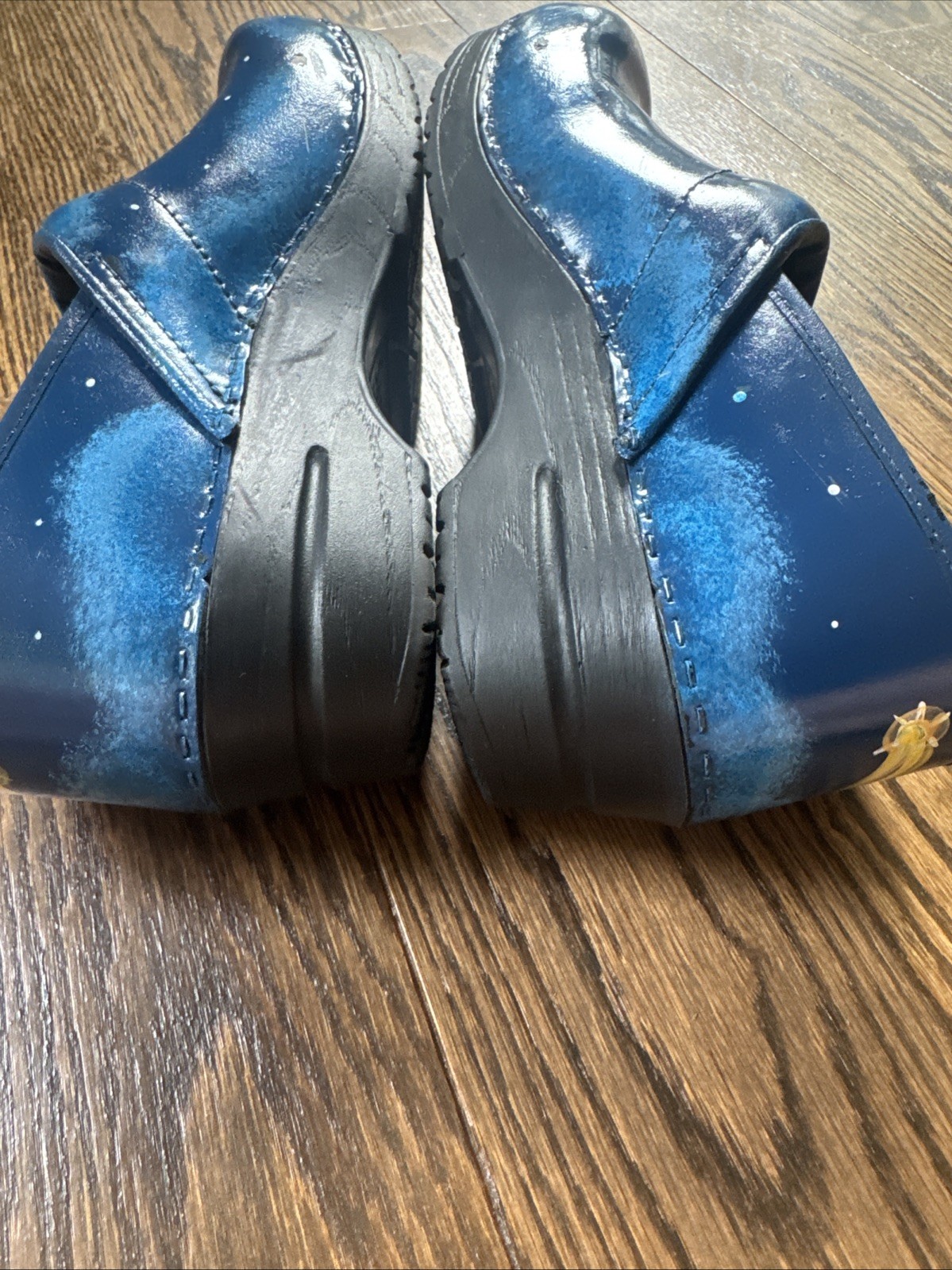Sanita Moon Stars Hand Painted Danish Clogs Size 40 Blue Leather EUC