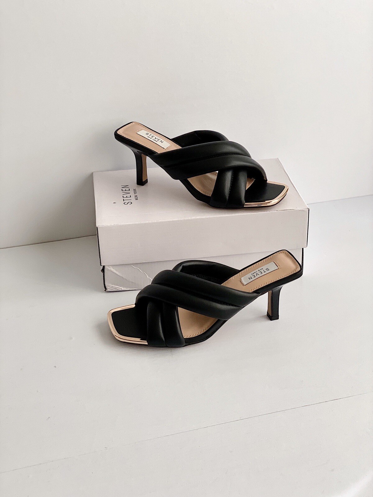 ✨New STEVEN NEW YORK Imara Faux Leather Squared Toe Sandals Black Womens Size 8M
