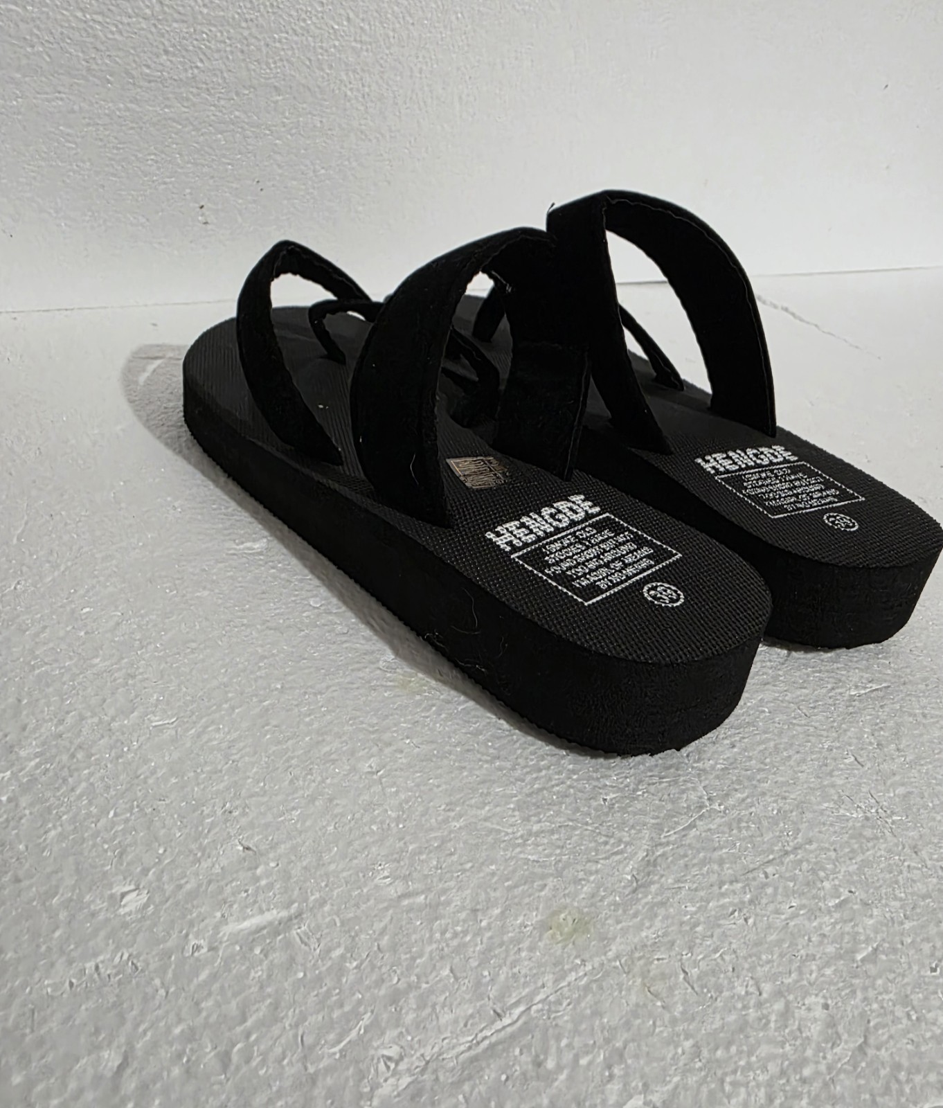 Hengde Black Velveteen Toe Strap Slides 2.5in Wedge-1.5in Women’s Size 8.5