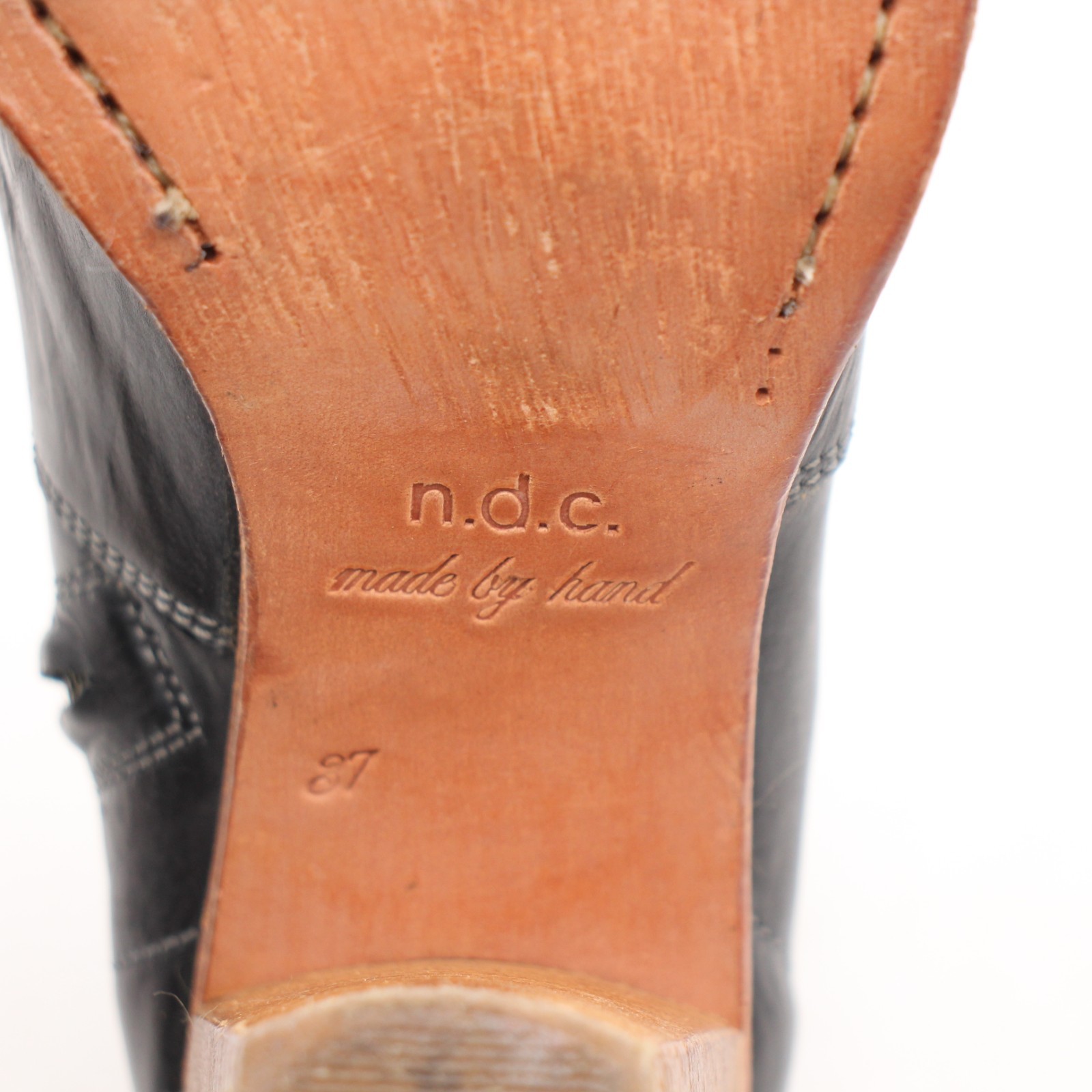 N.D.C. Made by Hand Women’s Size EU 37 Black Leather Heeled Ankle Zip Boots