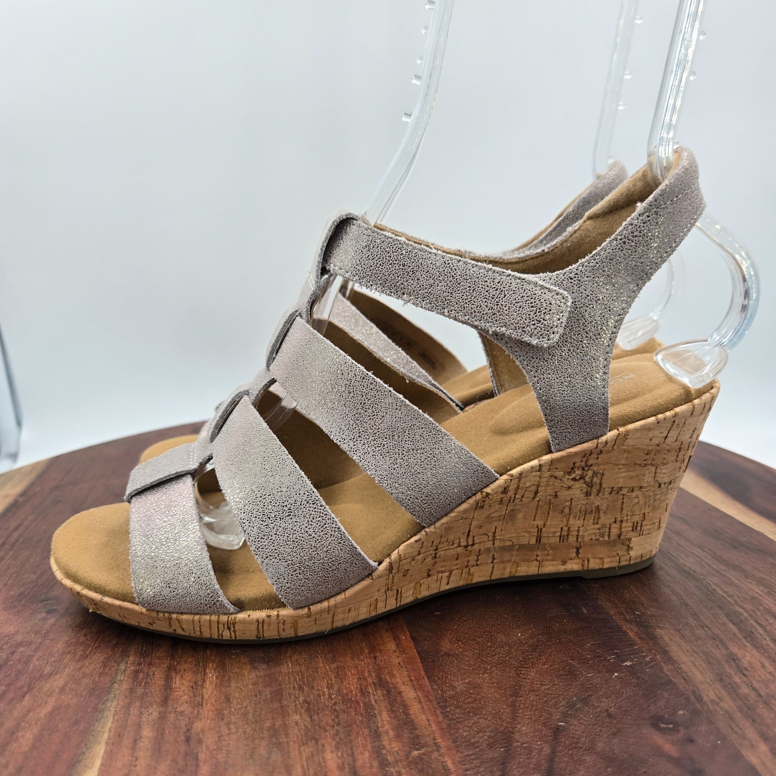 Rockport Briah Sandals Women’s 9M Gray Silver Tan Suede Strappy Gladiator Wedge