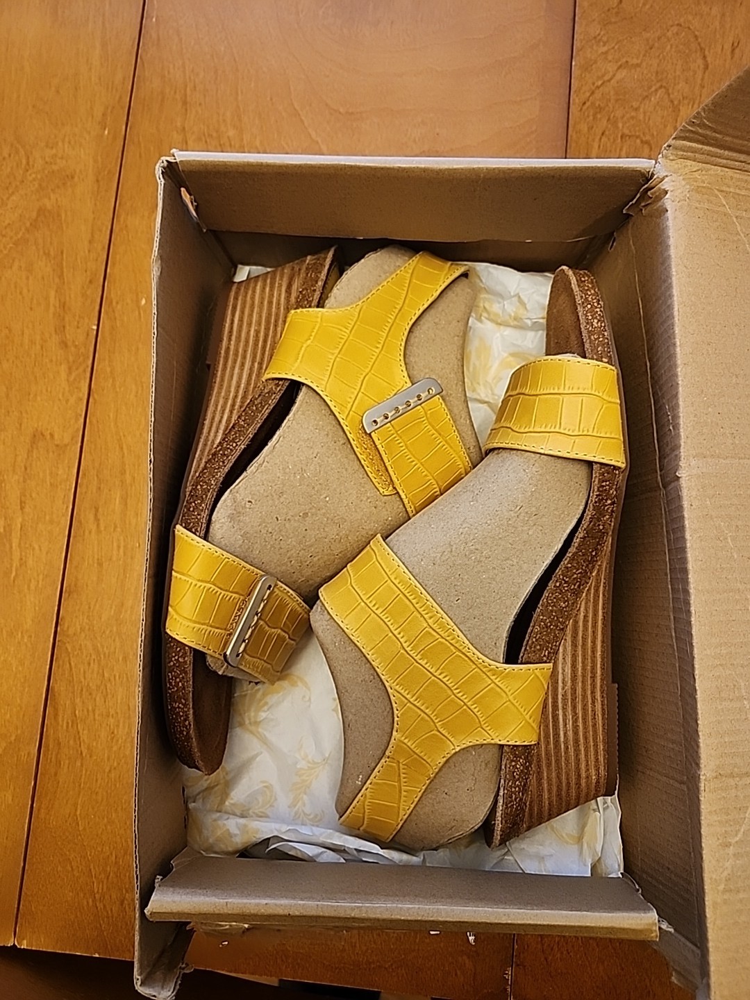 Sofft Women’s Verdi Lemon Yellow Size 9.5