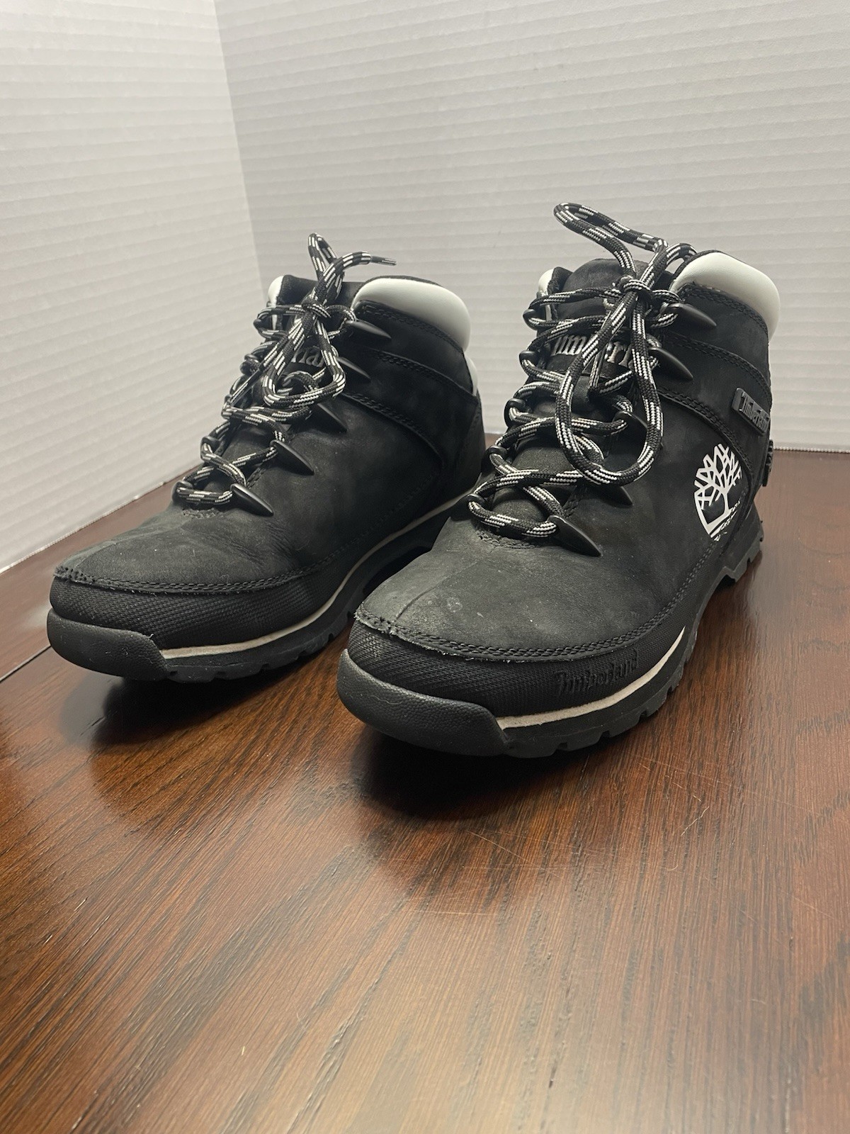 Timberland Euro Sprint Mid Hiker Boot A1R39 Women’s Size 8 Black White Trim