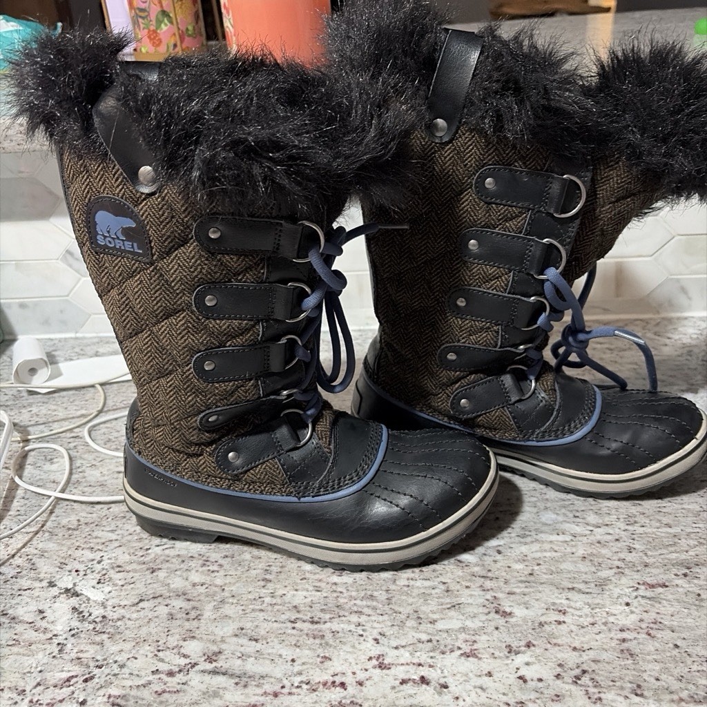 Sorel Waterproof Fur Trim Mid-Calf Snow Boots Brown/Black Lace Up US 6 EU 37