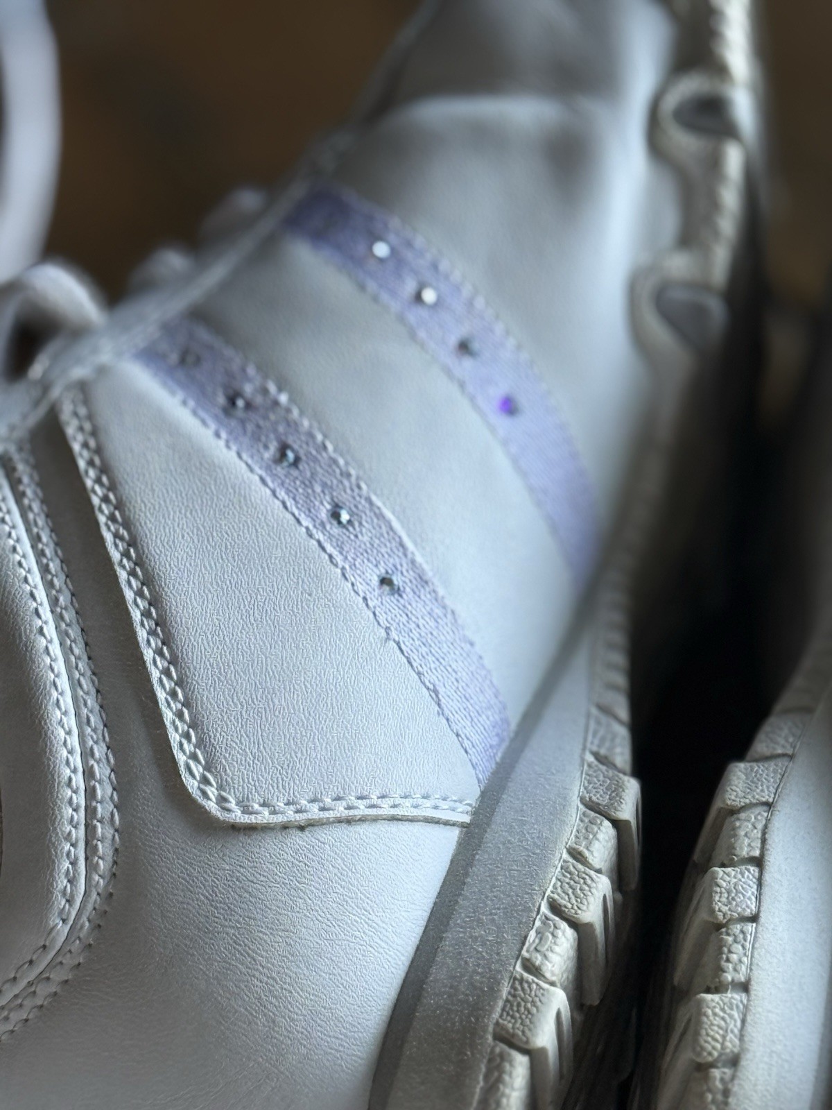 Vintage Skechers White & Silver Bling Dance Cheerleading Gymnastics Band – 7.5