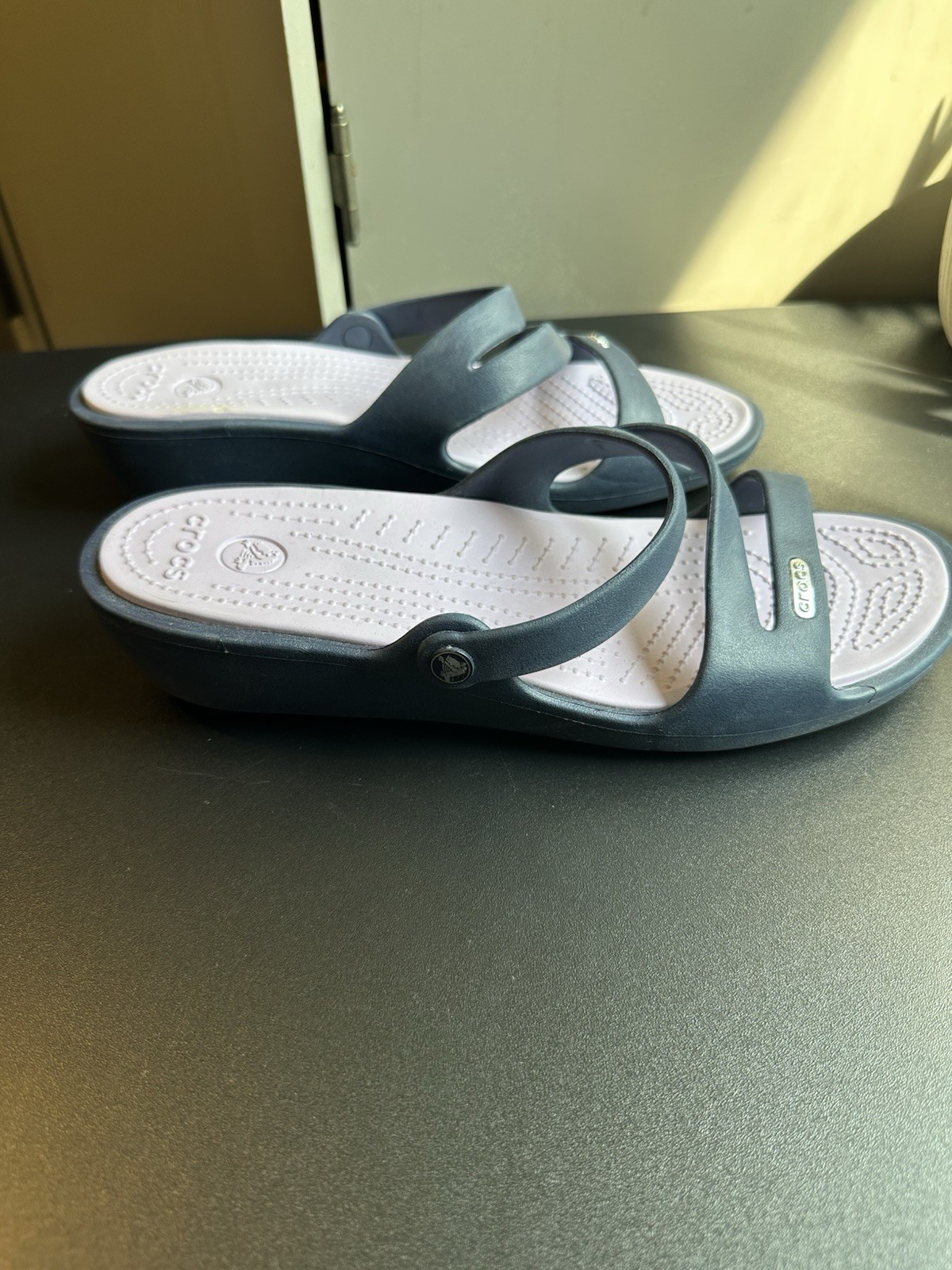 Crocs Patricia Strappy Sandals Slip-on Size Womens 9 Navy Blue Lavender