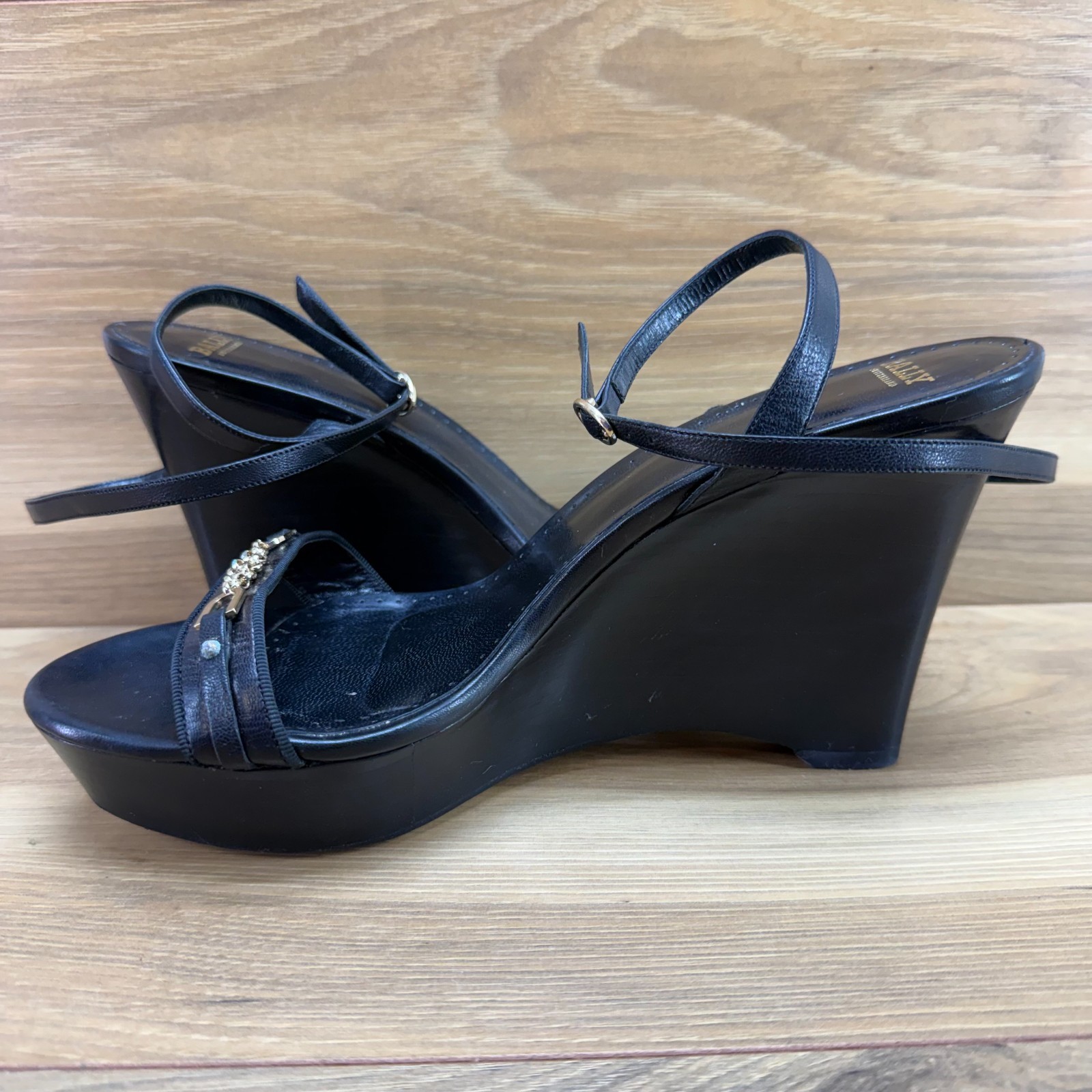 Bally Mapple Wedge Heel 9.5 EU 39.5 Black Leather Ankle Strap Platform Chunky