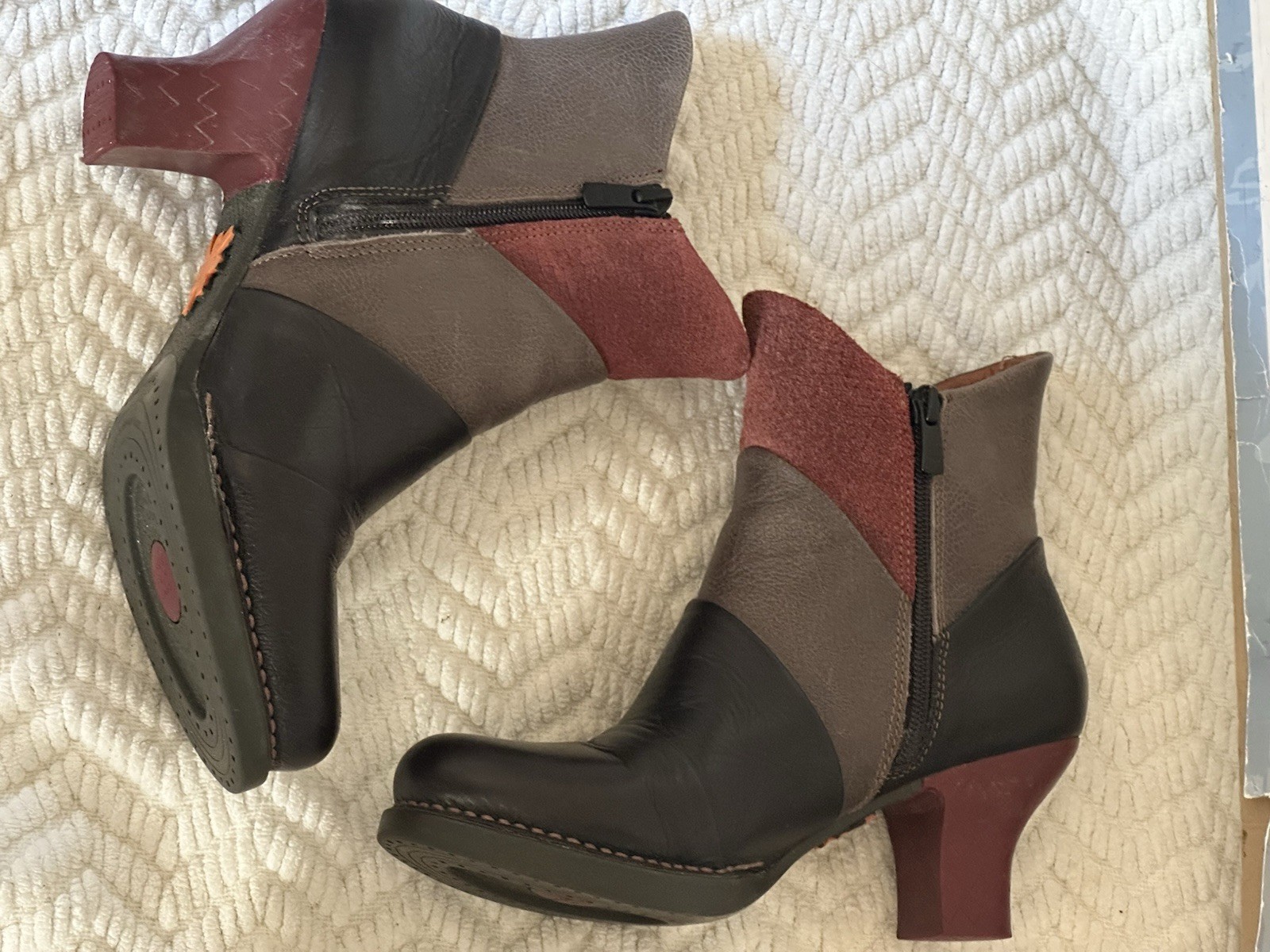 Art Company Black Multi-color Edgy Boho Retro Heel Women’s EU 37 US 6-6.5 – NICE