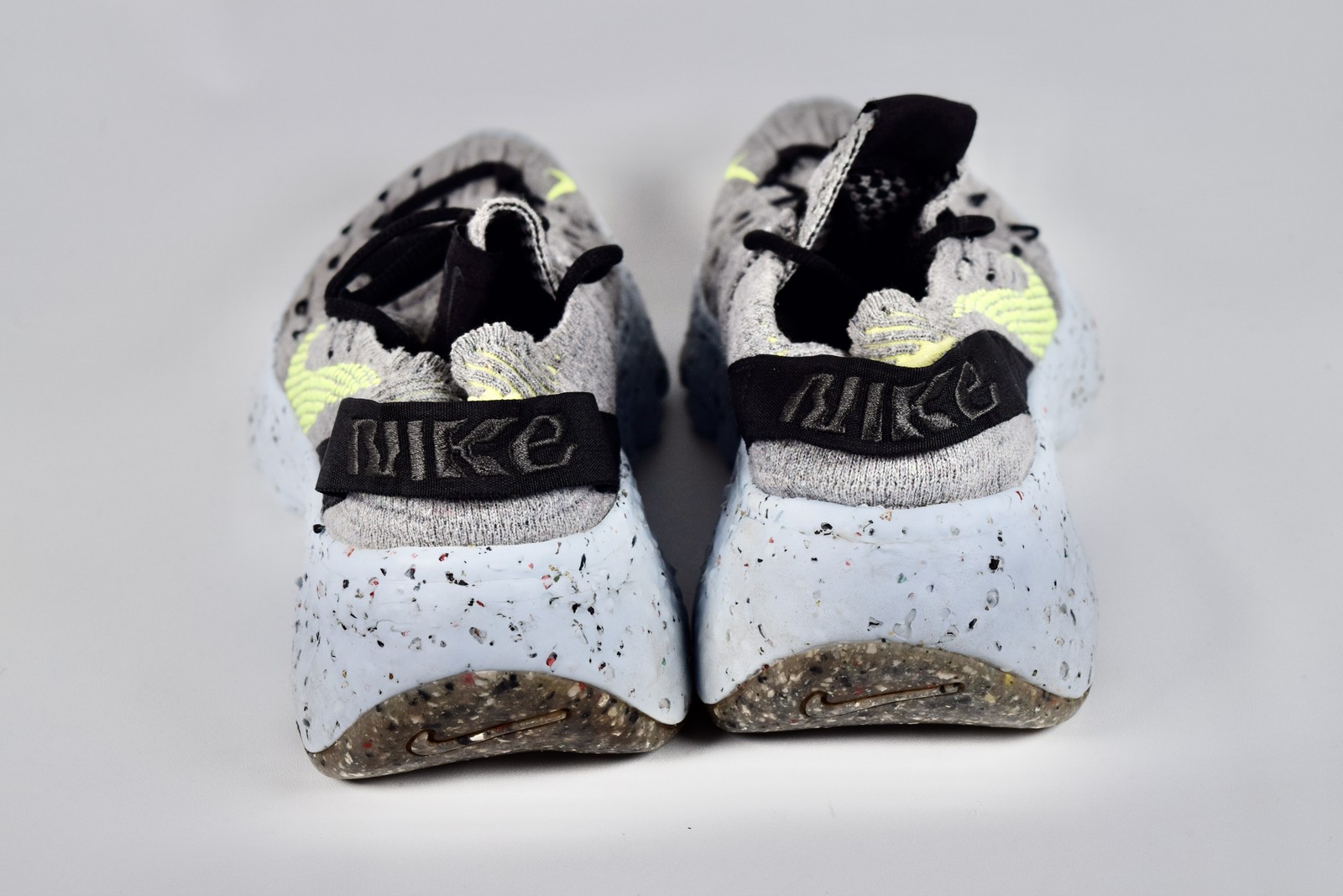 Nike Women’s Space Hippie 04 CD3476-001 Gray Running Shoes Size 7.5 Sneaker