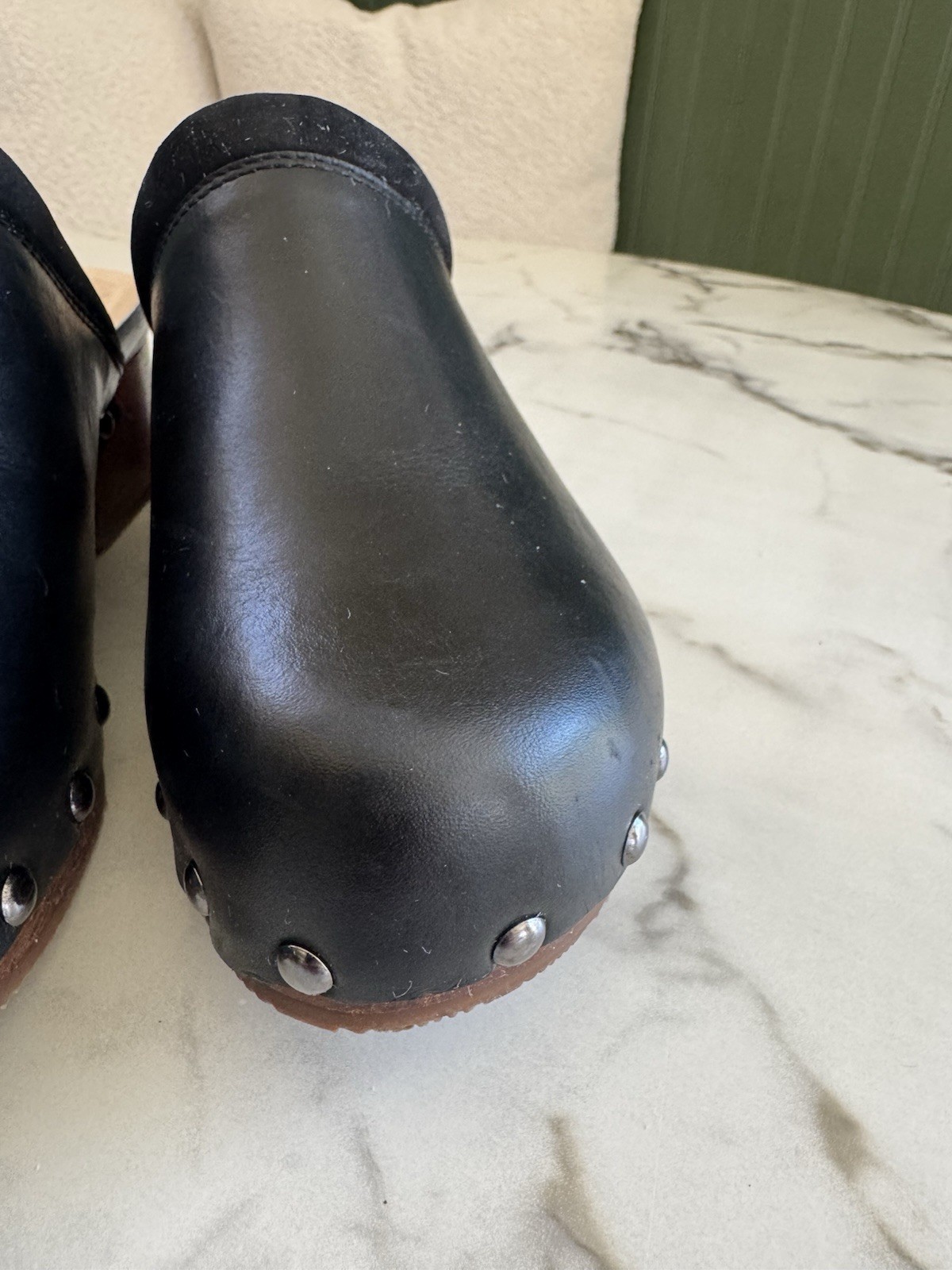 Dansko Clogs Full Grain 39 Black Leather Studded Block Heel Mule