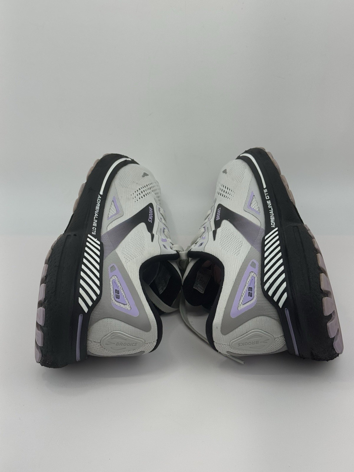 Brooks Adrenaline GTS 23 Women’s Running Shoes Size 10.5