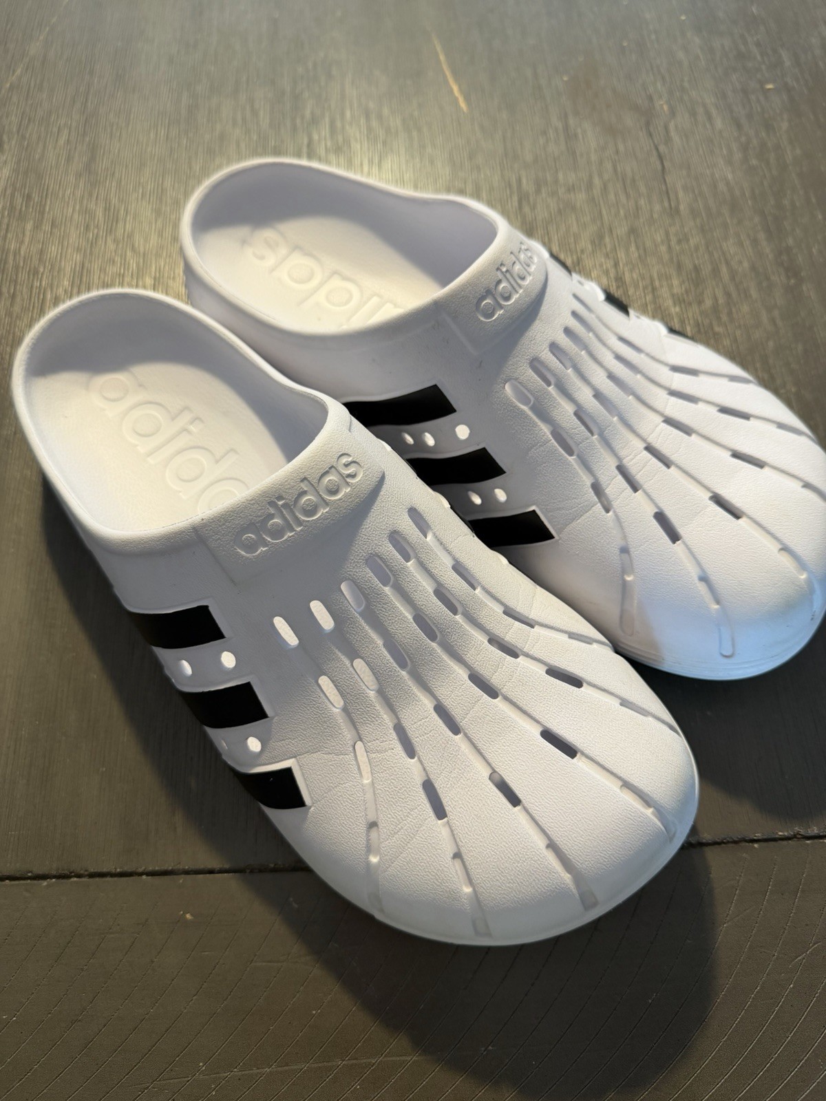 Adidas Unisex Adilette Clogs | Slides | Sandal | Men’s 11 White/black