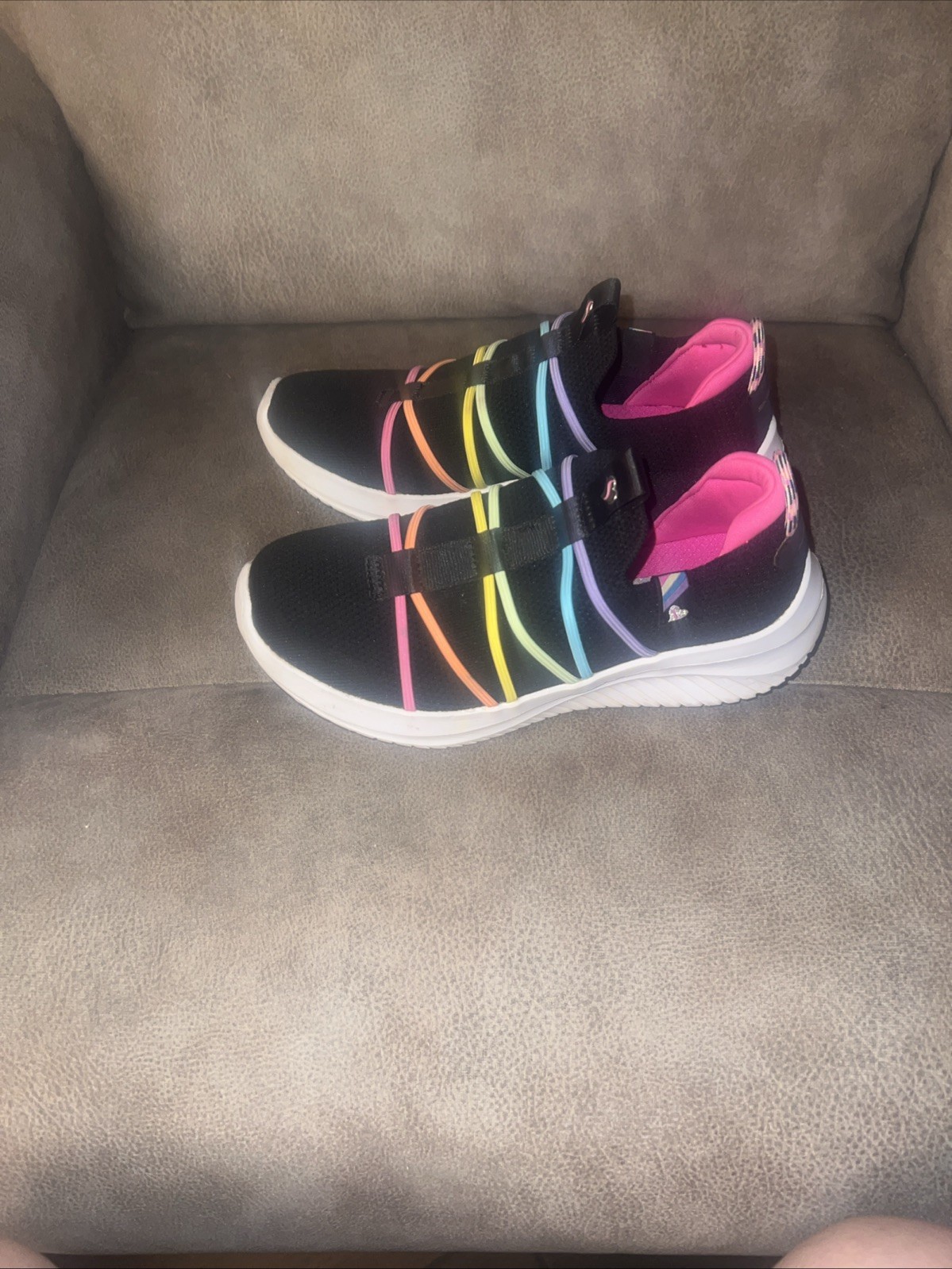Sketchers Air -Cooled led Memory Foam USA 2.