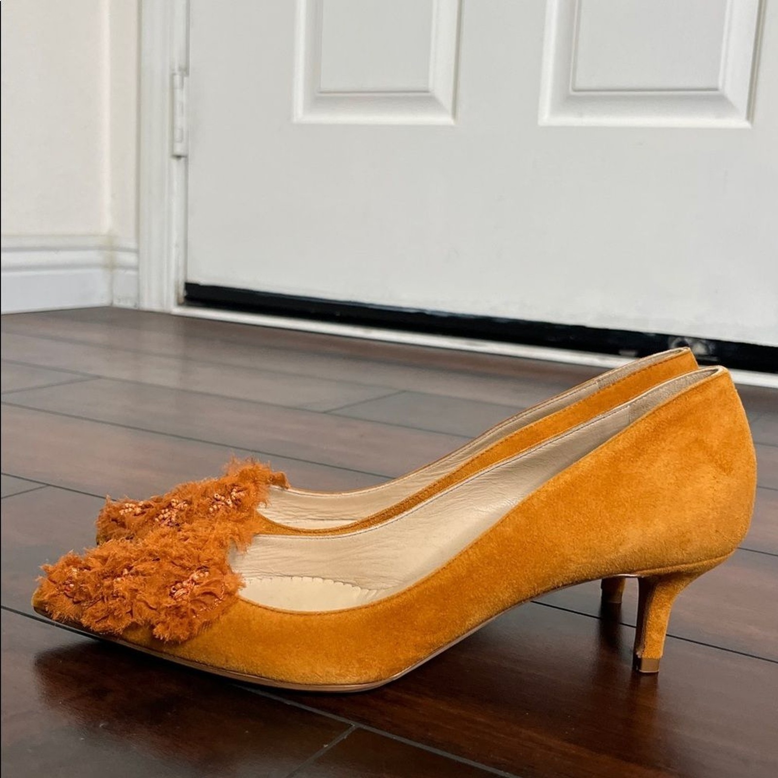 Oscar de la Renta Women’s Rust Orange Suede Heels Beaded size 38.5 New