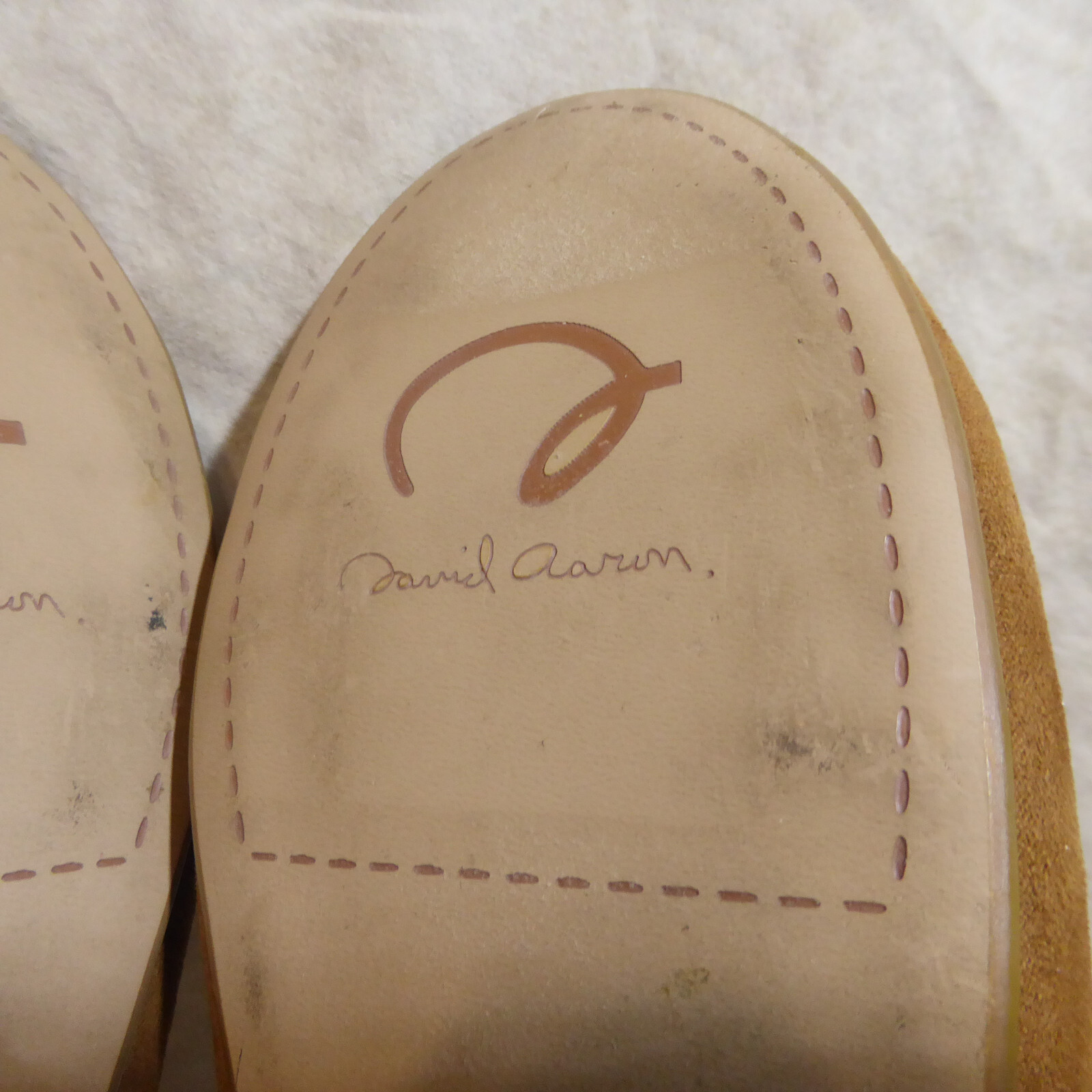 🩰 David Aaron Ballet Flats sz 8.5 M Butterscotch Brown Suede; Tasseled Bows