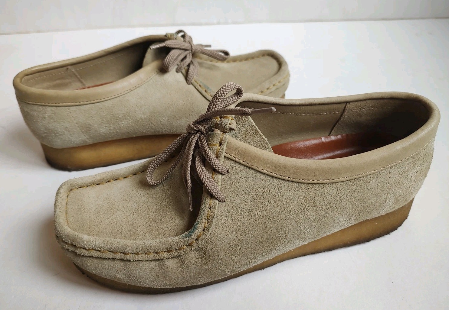 Clarks Wallabee Suede Chukka Ankle Boots Lace Up Crepe Soles Moccasins Beige 9