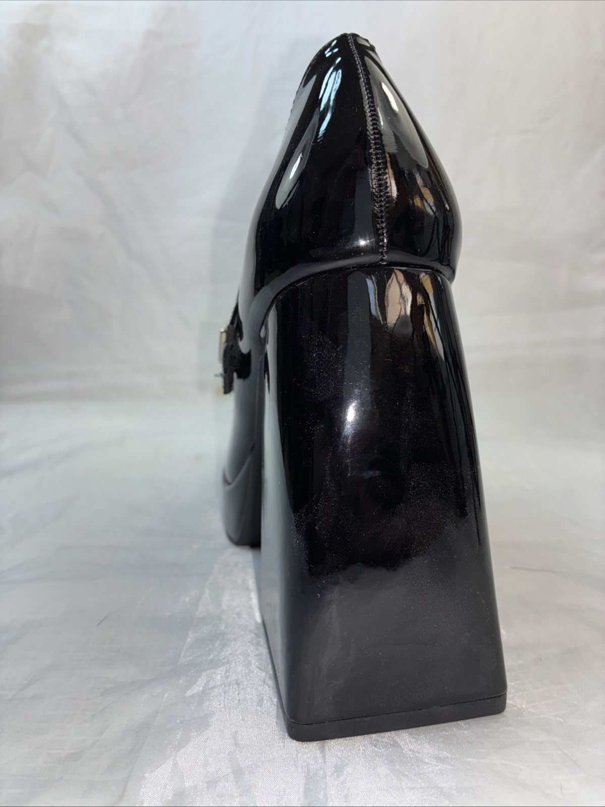 SODA-SOLANA 2 BAND PLATFORM PUMP PATENT MARY JANES Big 4.5″ Hi-Chunky Block Heel