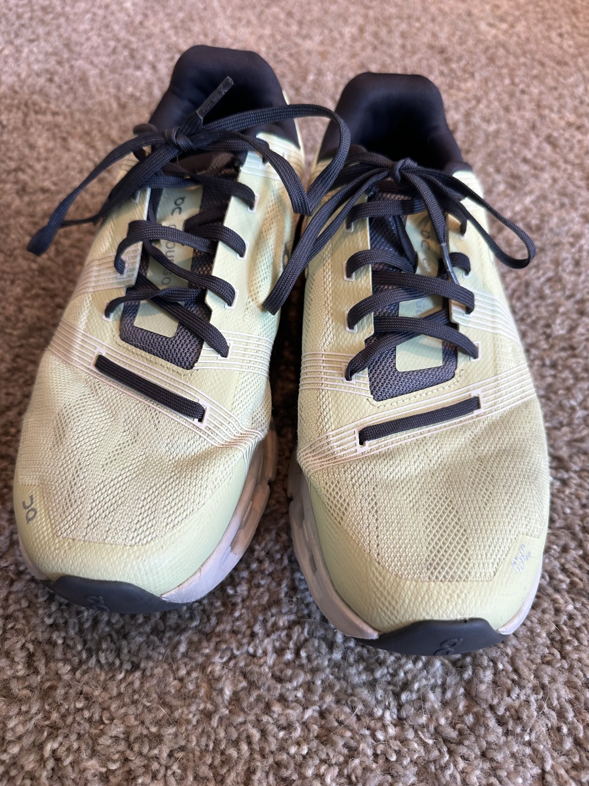 Size 9.5 – ON Cloudgo Hay Sand W