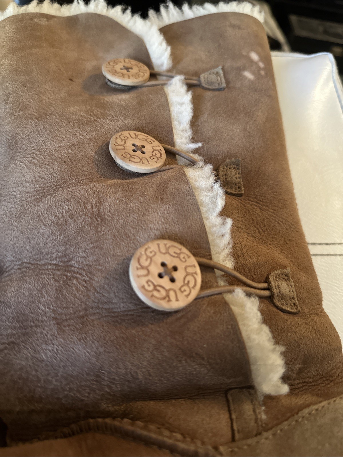 UGG 1016227 Bailey Button Triplet II Size 12 Women’s Boots – Chestnut