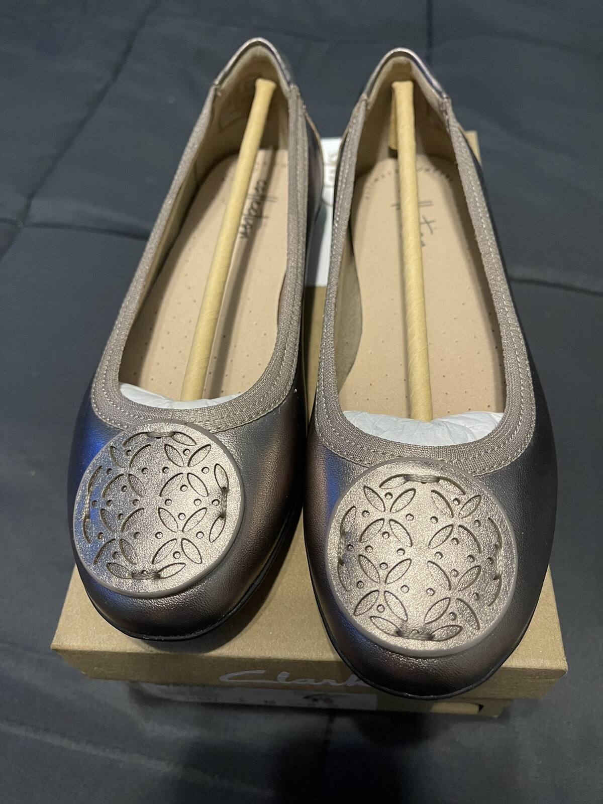 Clarks Collection Leather Flats Gracelin Zone Pewter