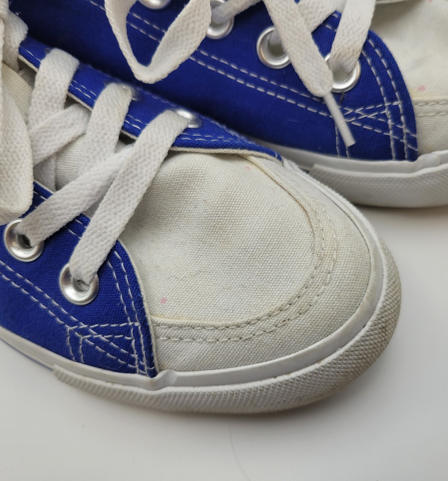 SKICKS Duke Blue Devils Unisex Low Top Sneaker Sz Women 7M