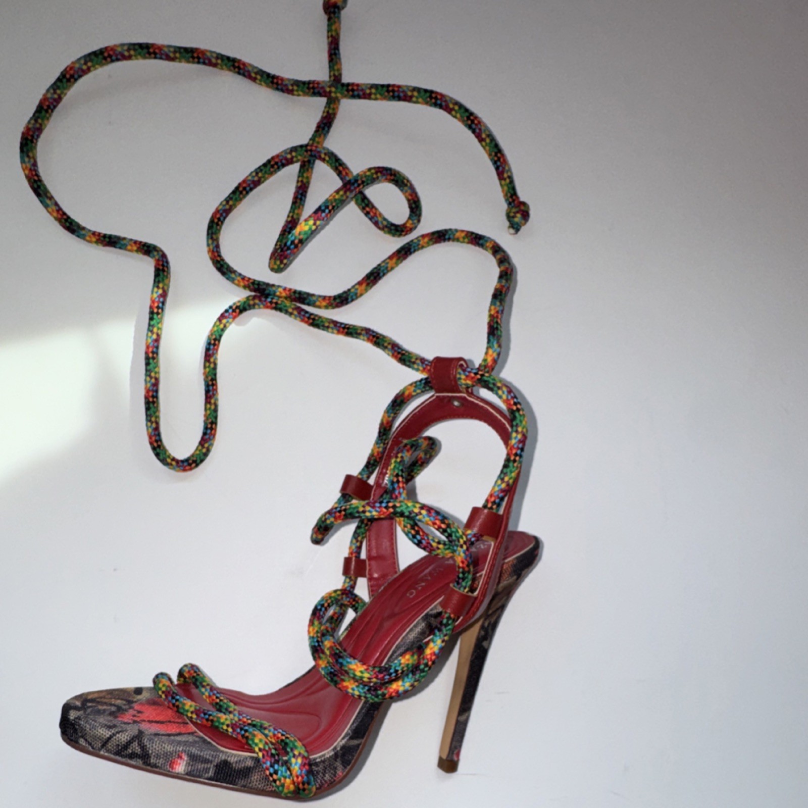Azalea Wang Red Multicolor Strappy Ankle Strap Stiletto Heel Women’s Sz 6