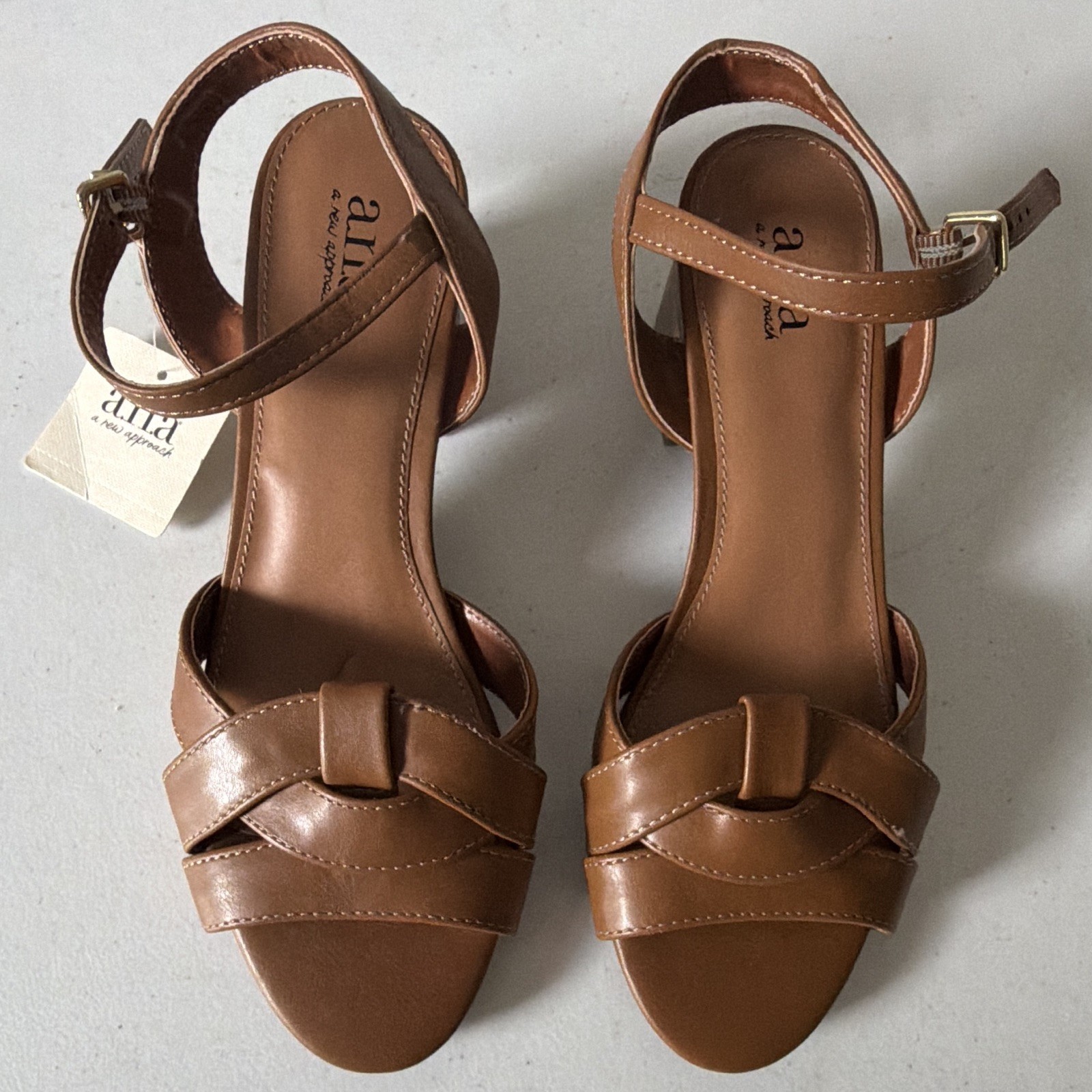 a.n.a Brown Women’s Ankle Strap Sandals Buckle Block Heel Synthetic Size 8
