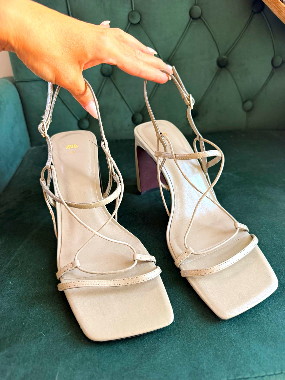 Zara Women Gray Faux Leather Strappy Ankle Strap Square Toe Block Heel EU 40