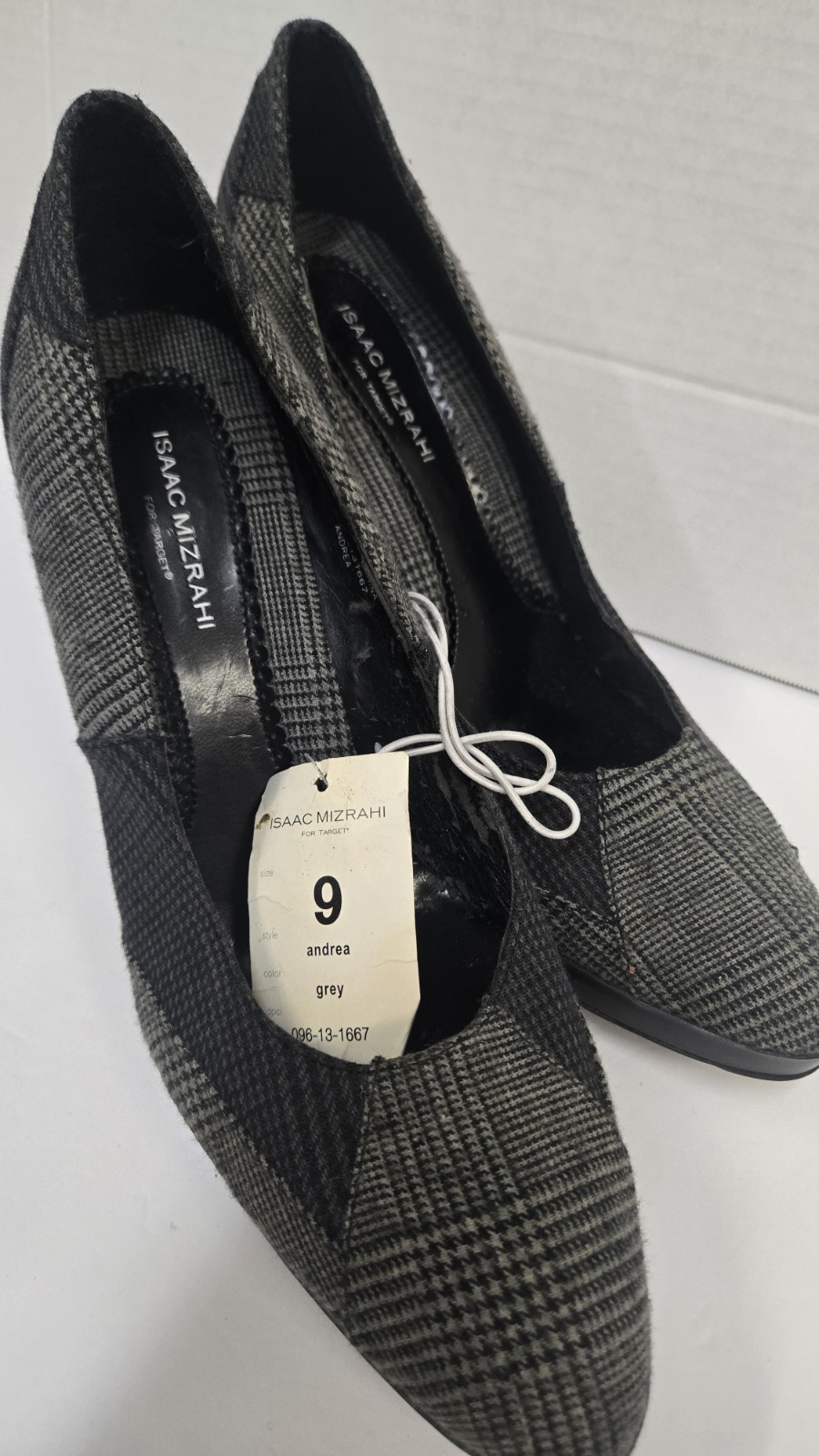 NWT Isaac Mizrahi for Target Andrea Plaid Platform Pumps Grey Black Heels Size 9