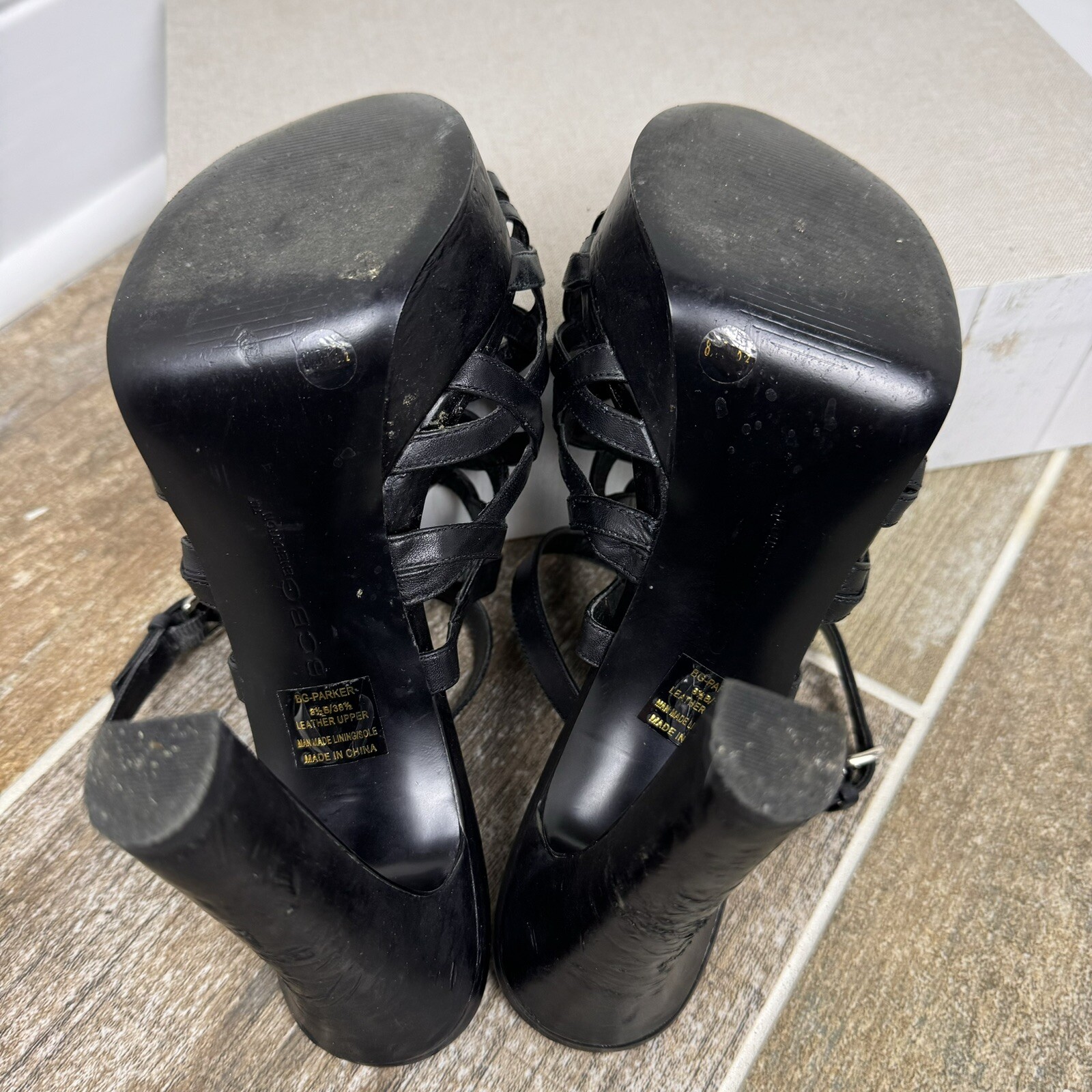 BCBGeneration Black Leather Crisscross Heels BG-Parker Black 8.5B Damaged