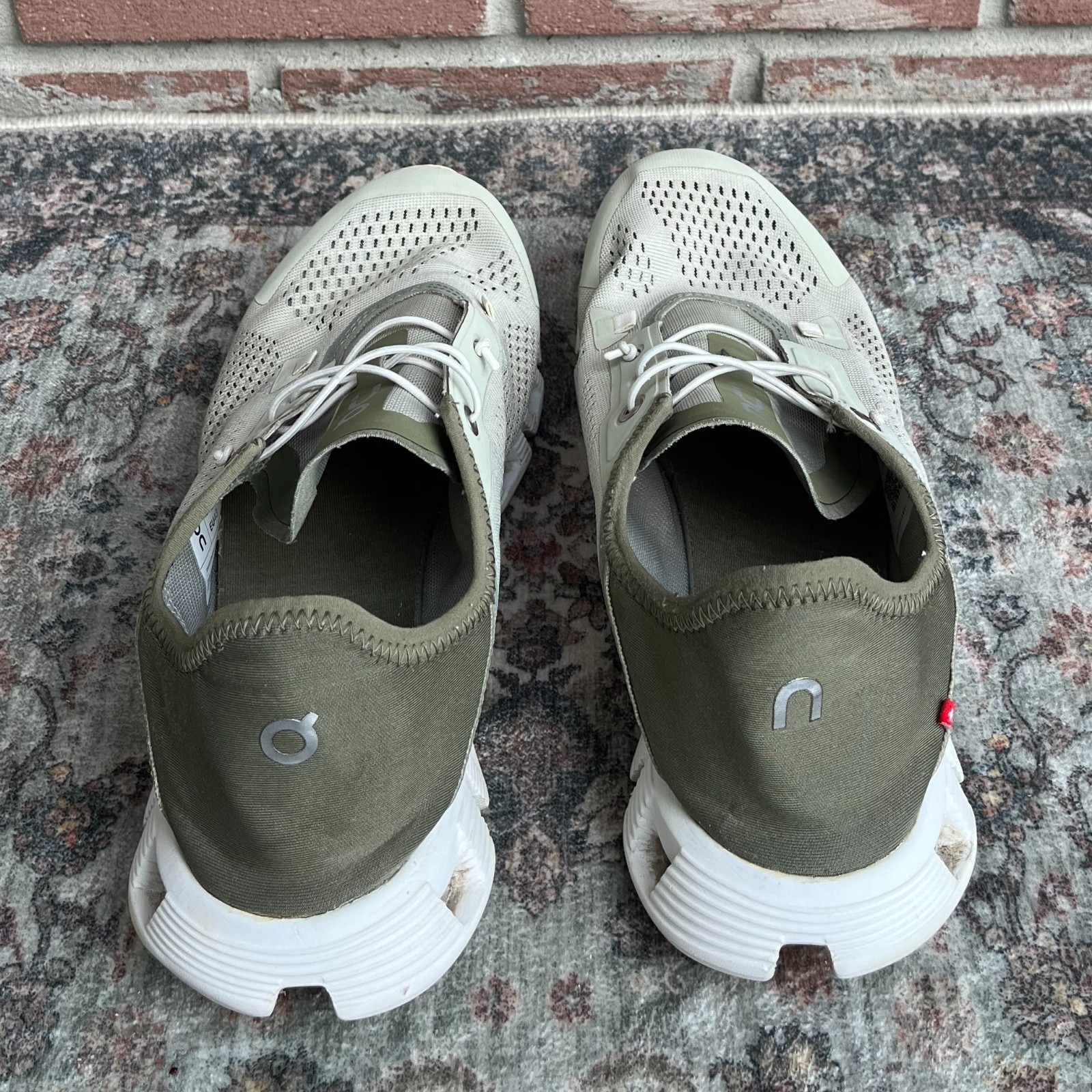 On Running Cloud 5 Coast Chalk Olive / Men’s 9.5 / Lightweight Shoes 3MD1053282