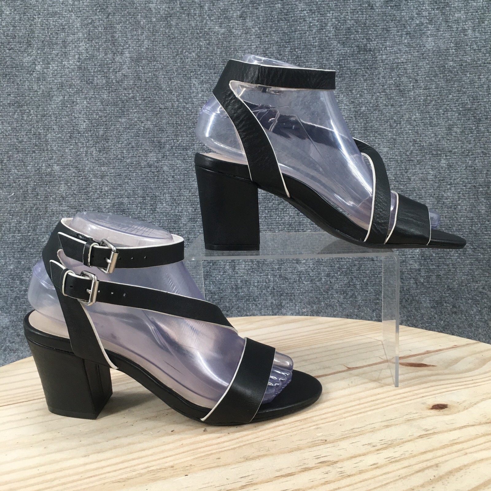 Tahari Sandals Womens 7 M Pansy Ankle Straps Black Leather Buckle Heels Casual