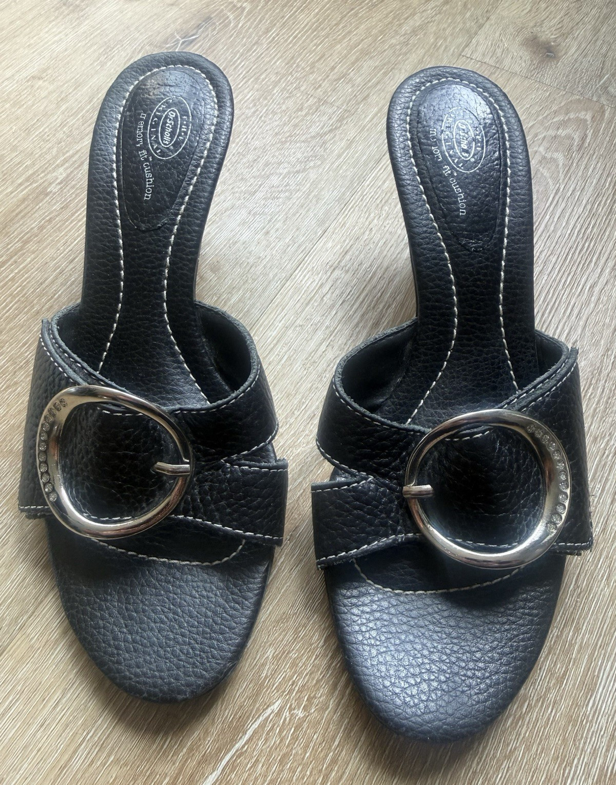Rare Dr. Scholl’s Women’s Black Leather Buckle Kitten Heels US 8.5 M