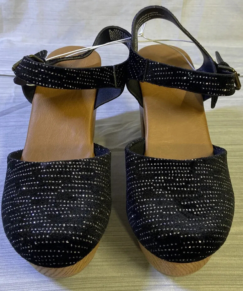 NEW~ Universal Thread~ Women’s Marcia -Clogged Heel Jet Black Sparkle SIZE: 6