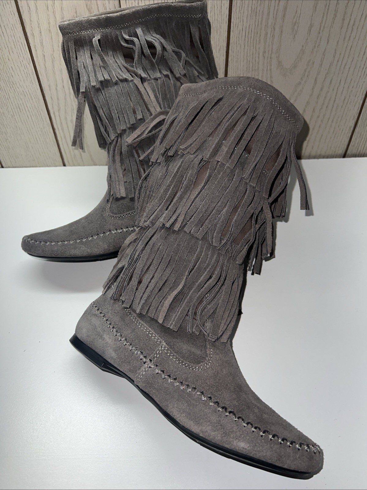 LC Lauren Conrad Thia 3-Tier Fringe Slip On Flat Festival BoHo Moccasin Boot 6 M