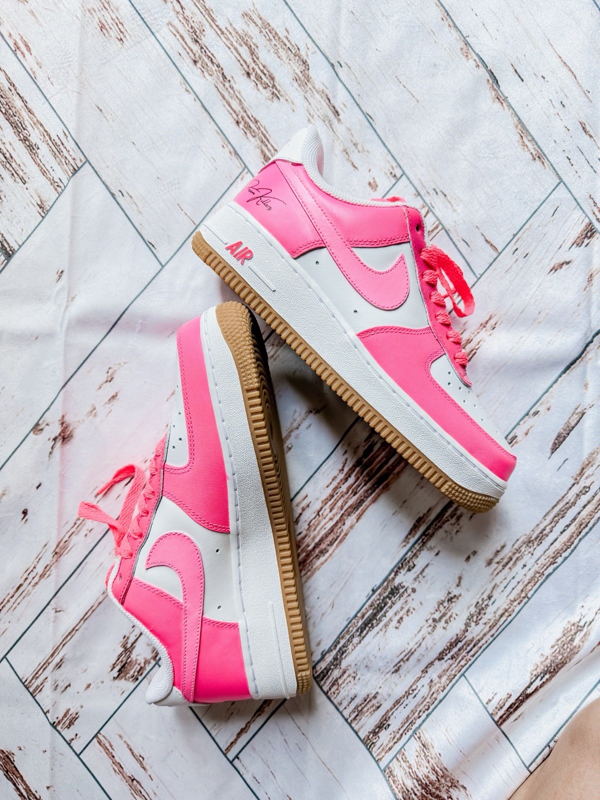 ⚡️NIKE AIR FORCE 1 LOW CUSTOM HOT PINK SNEAKER SIZE 7.5 BNIB
