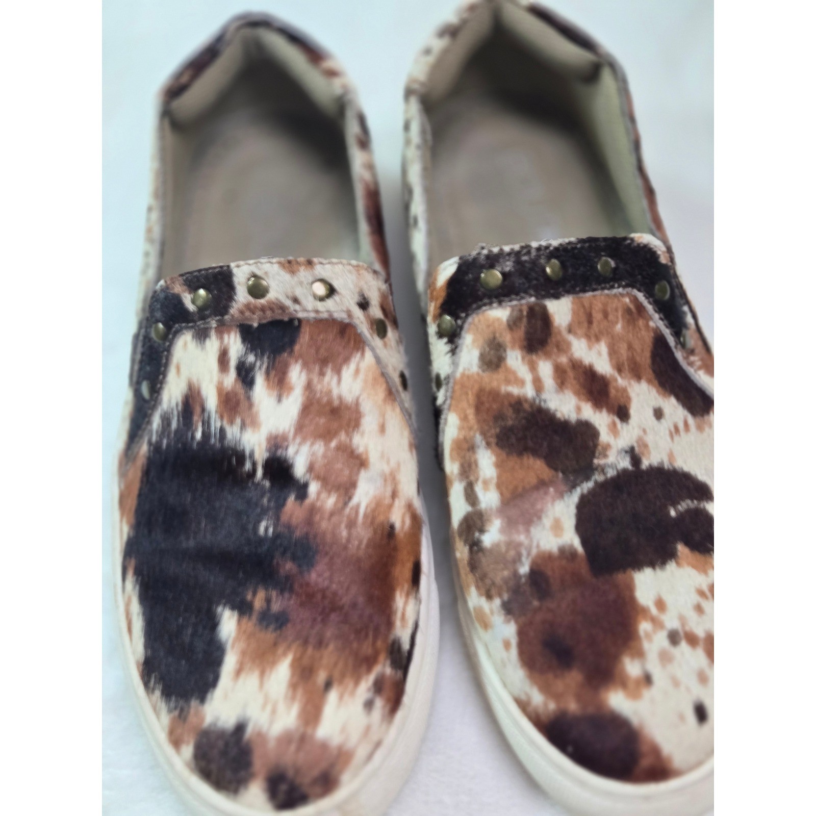 Boutique by Corkys Pine Top Cow Print Calf Hair Studded SlipOn Sneaker 6 Western