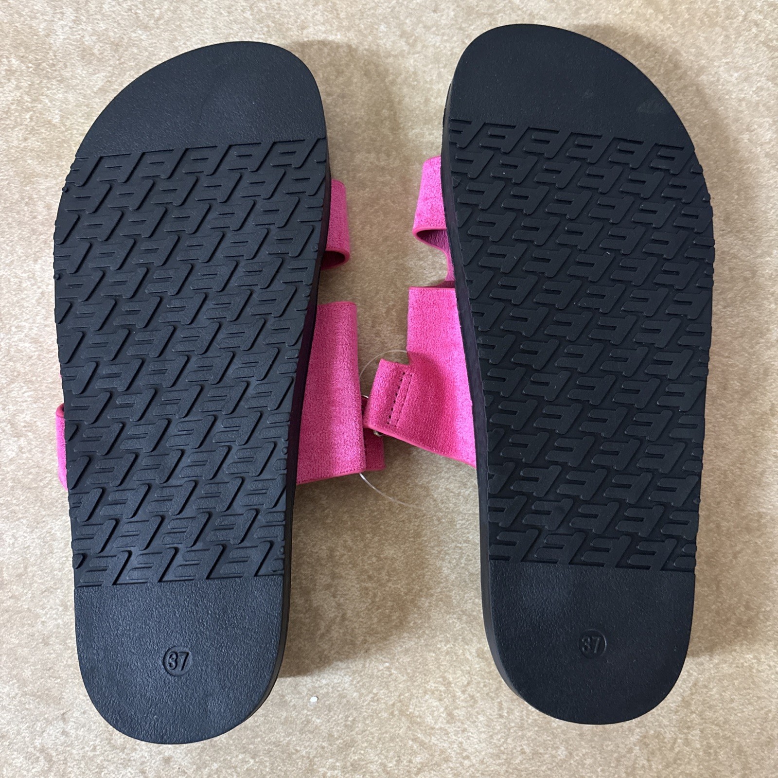 New Women’s Hot Pink And Black Sandals Sz Us 10.5 Eur Sz 41